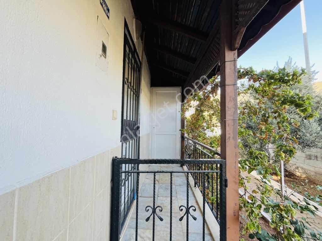 Akbükte Denize 650 Metre Satılık Köşe Yazlık - Görsel 23