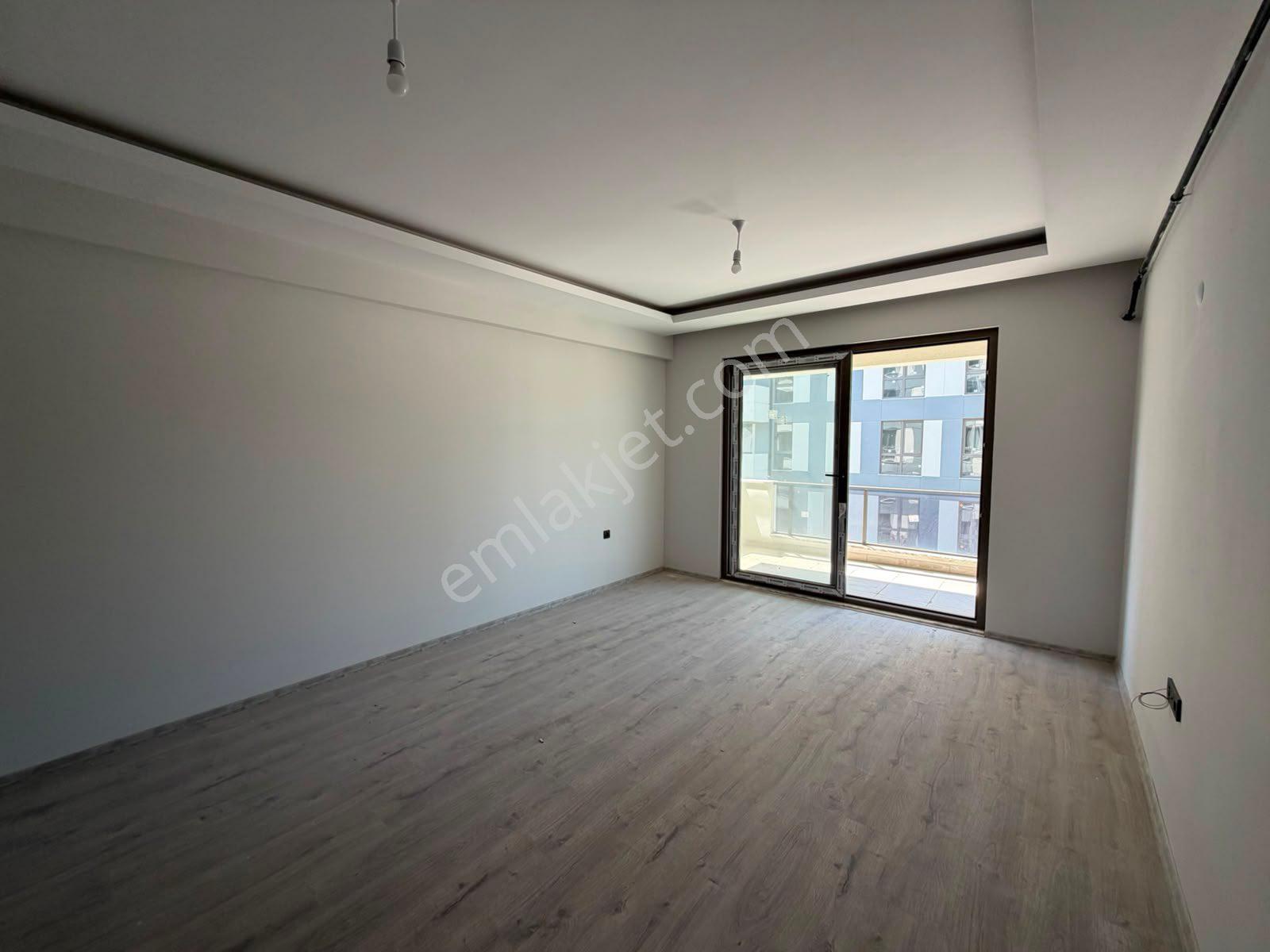Alanyurt Yunus Emre Mahallesi Skycity Ara Kat Sıfır Daire Araç Takasına Açıktır - Görsel 10