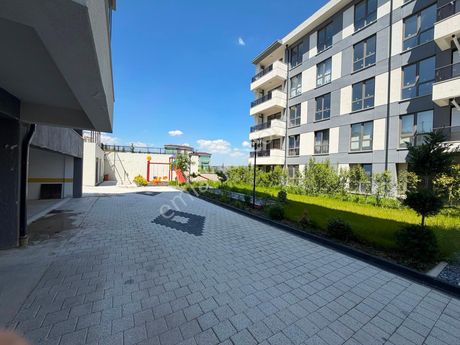 Alanyurt Yunus Emre Mahallesi Skycity Ara Kat Sıfır Daire Araç Takasına Açıktır - Görsel 21