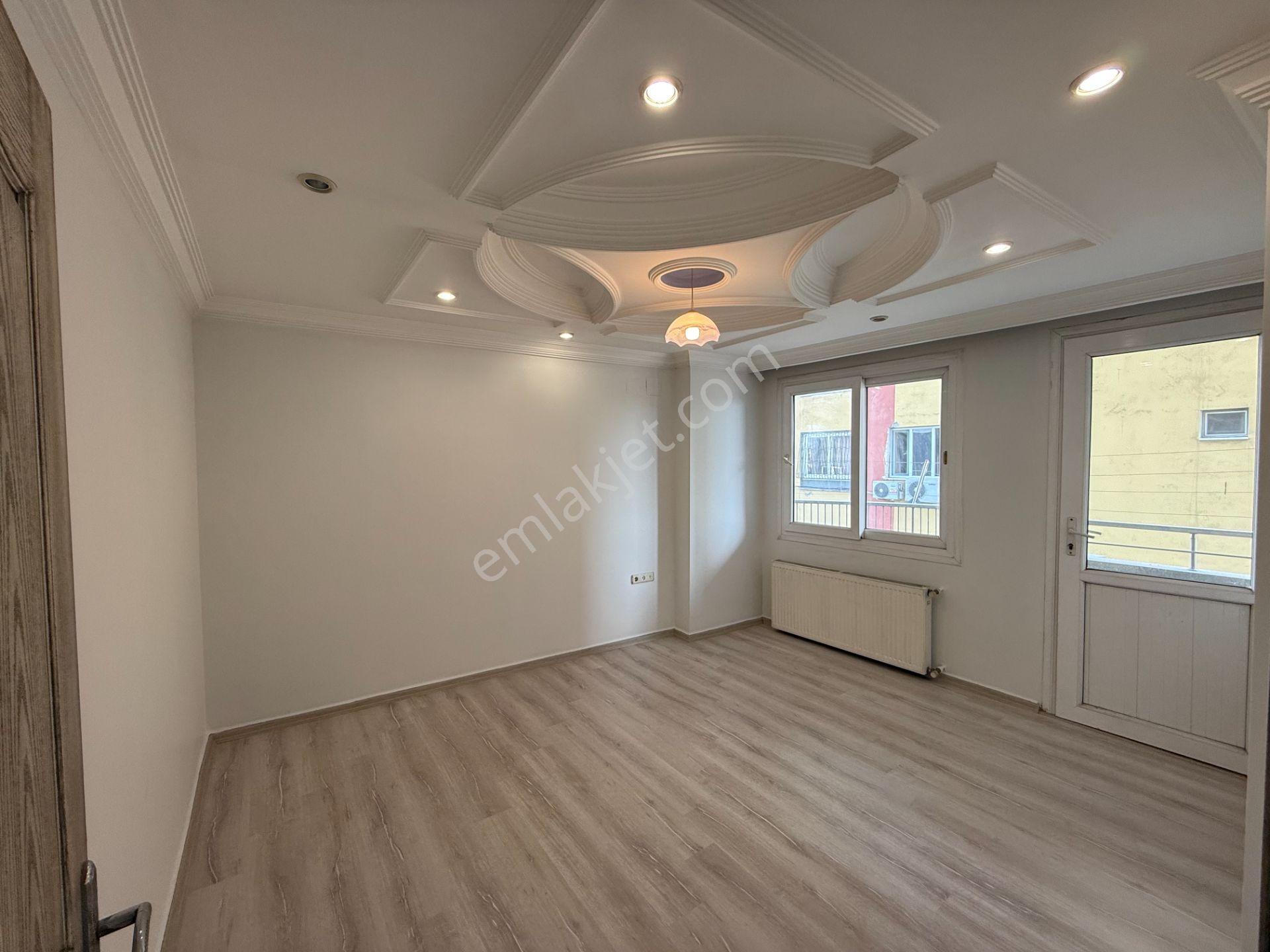 Yüreğir'de Nehir Manzaralı 4+1 275 M2 Her Kat Tek Dair Geniş Kiralık Daire - Görsel 11