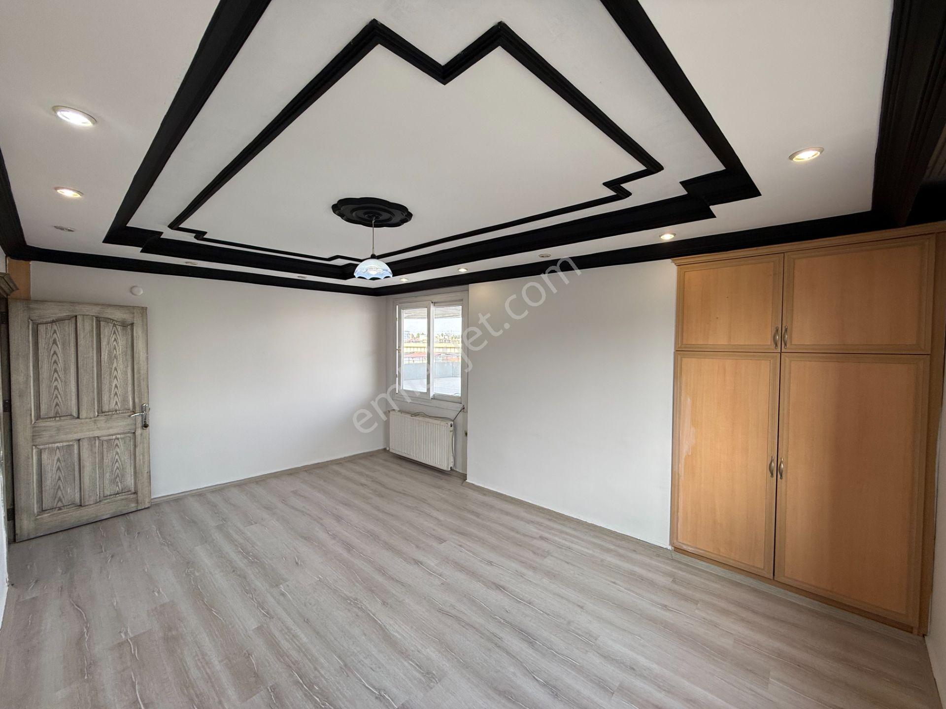 Yüreğir'de Nehir Manzaralı 4+1 275 M2 Her Kat Tek Dair Geniş Kiralık Daire - Görsel 18