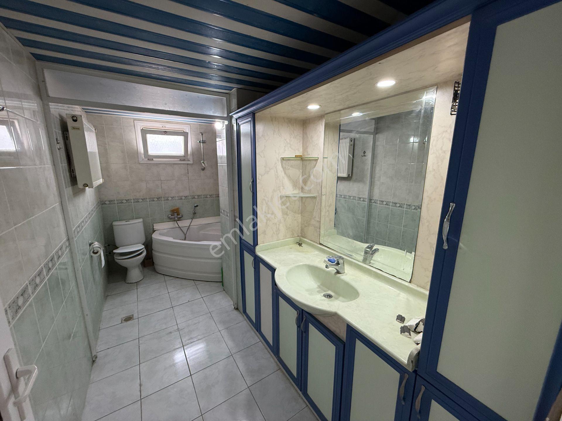 Yüreğir'de Nehir Manzaralı 4+1 275 M2 Her Kat Tek Dair Geniş Kiralık Daire - Görsel 16