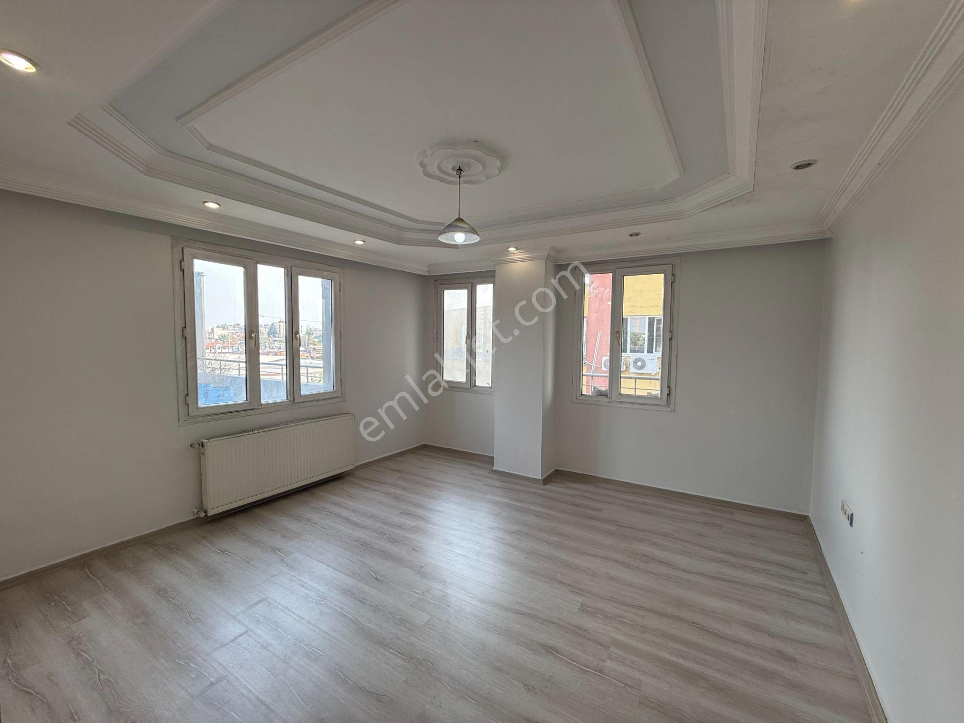 Yüreğir'de Nehir Manzaralı 4+1 275 M2 Her Kat Tek Dair Geniş Kiralık Daire - Görsel 13