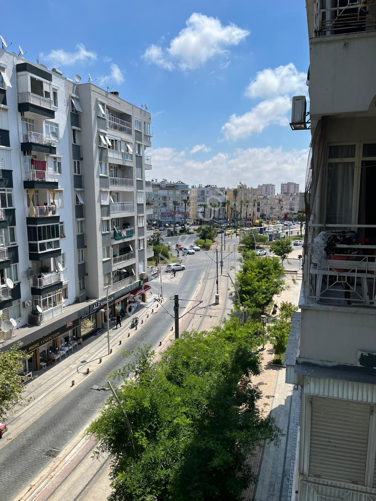 Meydan'da Tramvaya Sıfır Geniş 3+1 - Görsel 18