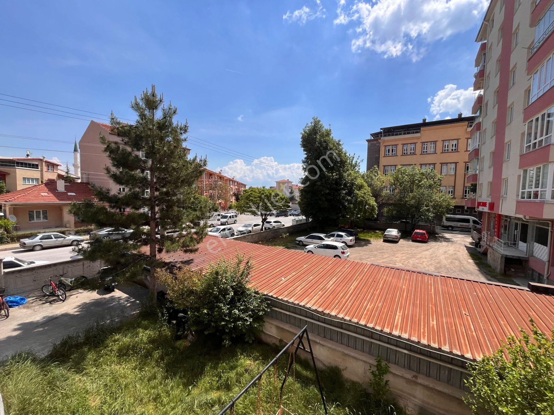 Deniz Yiğit Emlak'tan Cumhuriyet Mahallesinde Kiralık Site İçinde 3+1 Daire - Görsel 16