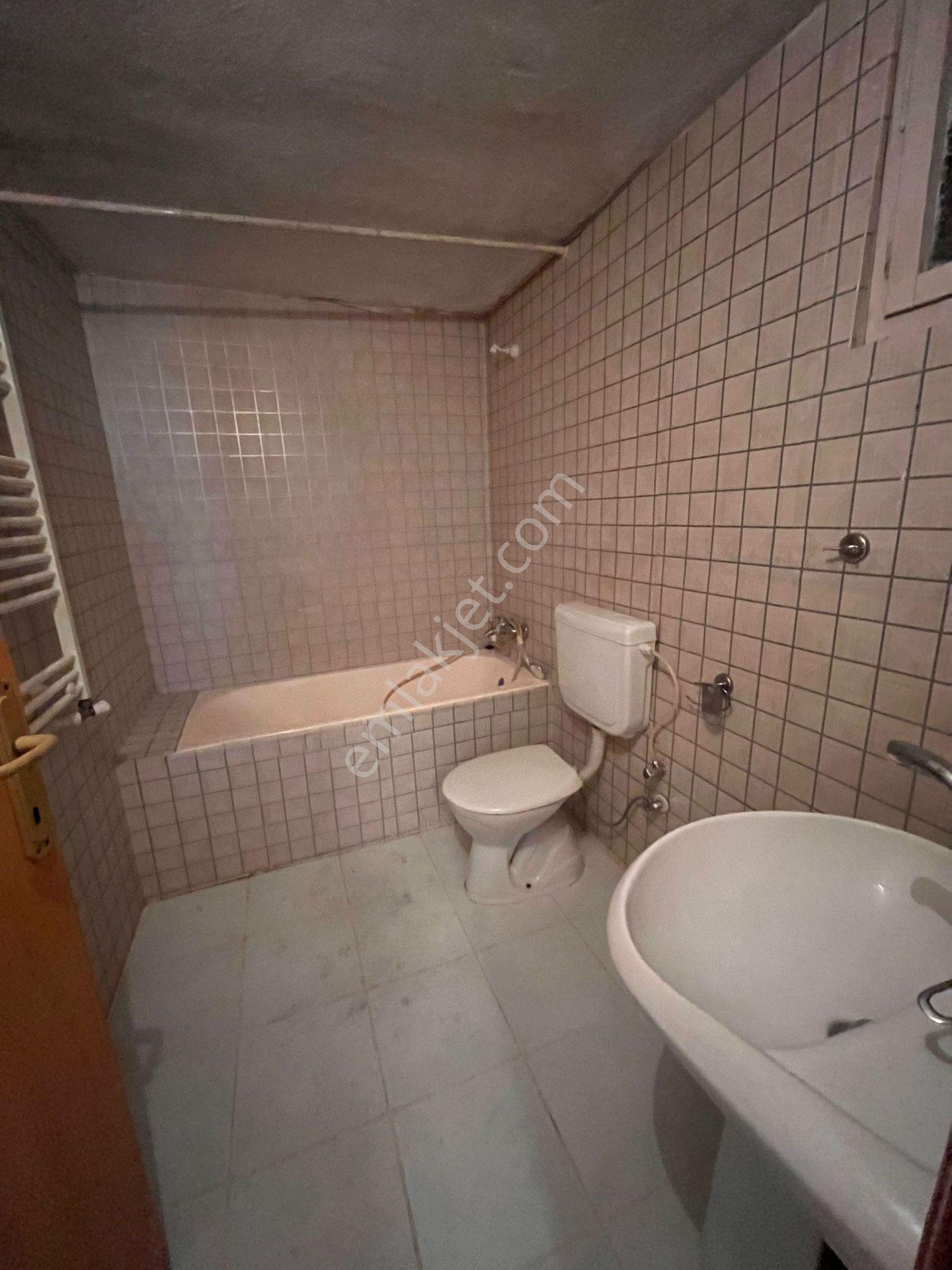 Deniz Yiğit Emlak'tan Cumhuriyet Mahallesinde Kiralık Site İçinde 3+1 Daire - Görsel 18