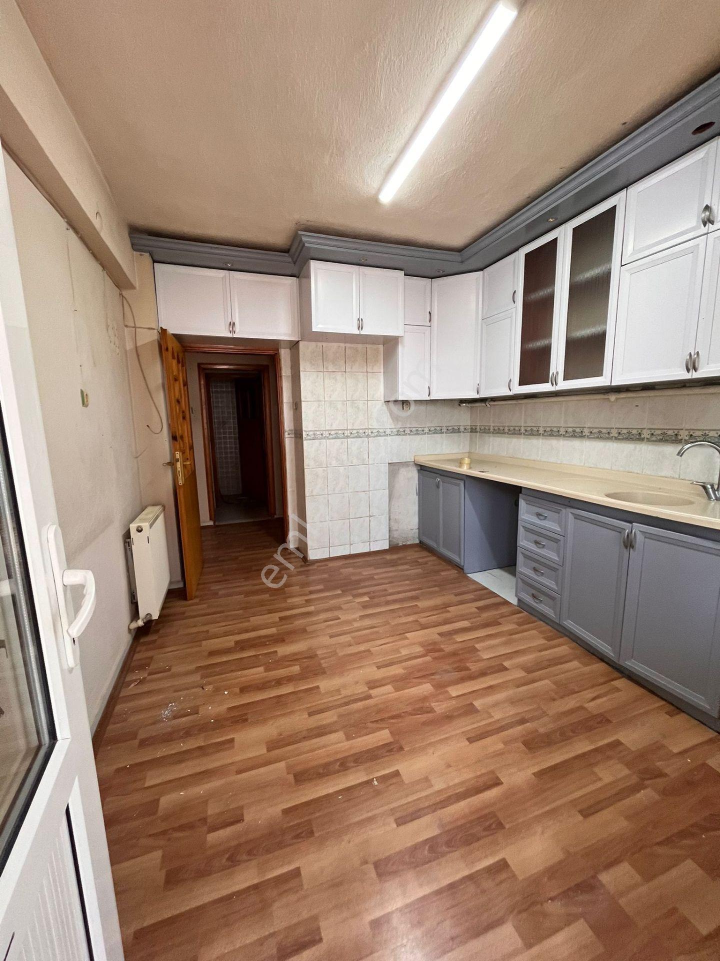 Deniz Yiğit Emlak'tan Cumhuriyet Mahallesinde Kiralık Site İçinde 3+1 Daire - Görsel 7
