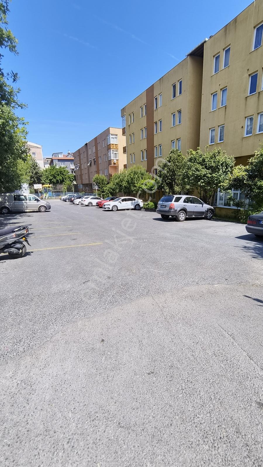 Cumhuriyette Site İçinde Geniş 130 M2 Ferah Önü Açık 4 Kat Daire - Görsel 13