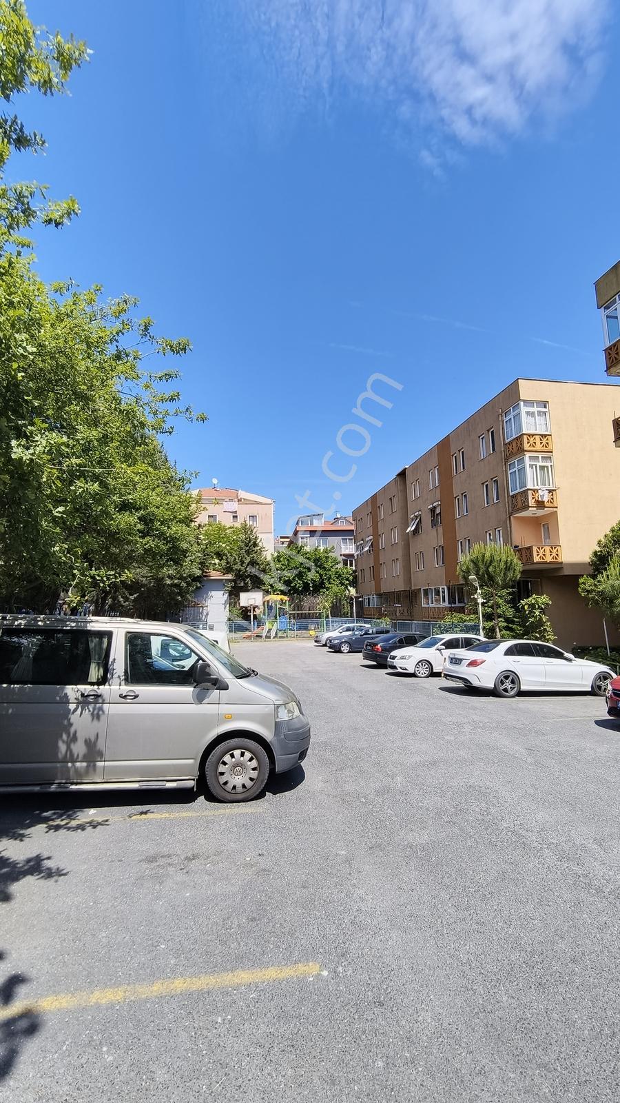 Cumhuriyette Site İçinde Geniş 130 M2 Ferah Önü Açık 4 Kat Daire - Görsel 12
