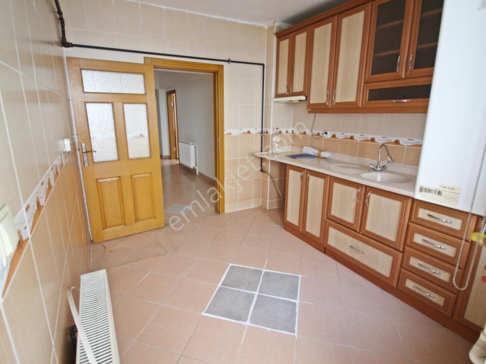 Ankara Cad. Üzeri 3+1 Asansörlü Otoparklı Geniş Ara Kat Daire - Görsel 34