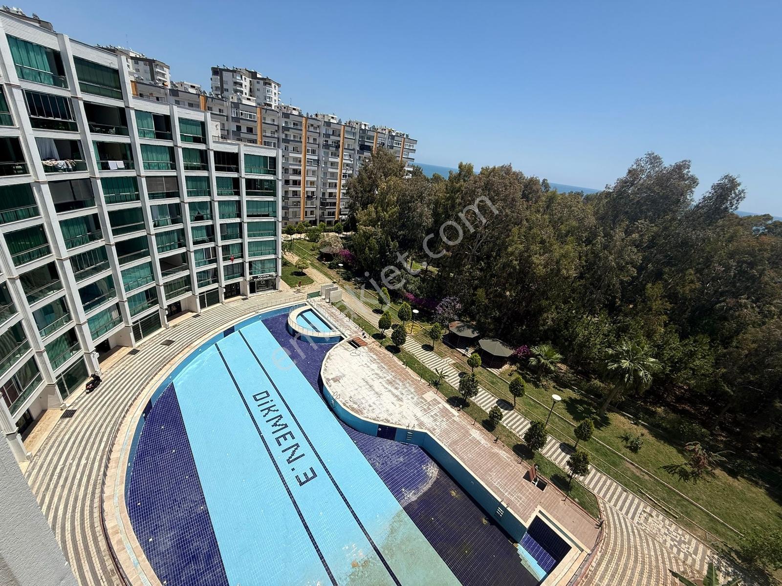 Davultepe'de Havuzlu Sitede Kiralık 2,5+1 - Görsel 15