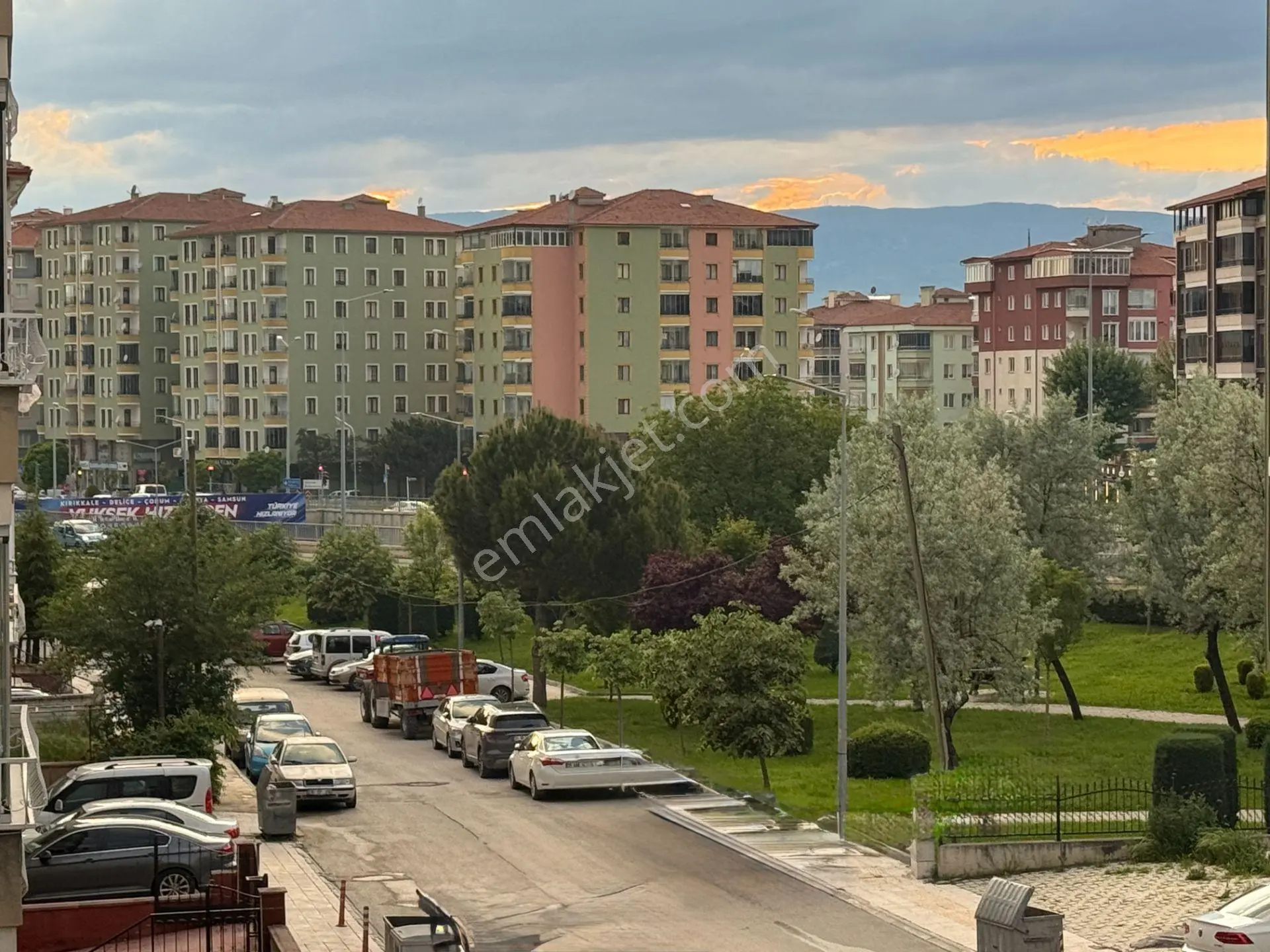 Carrefour Arkası Muratevlerde 3+1 Satılık Daire
