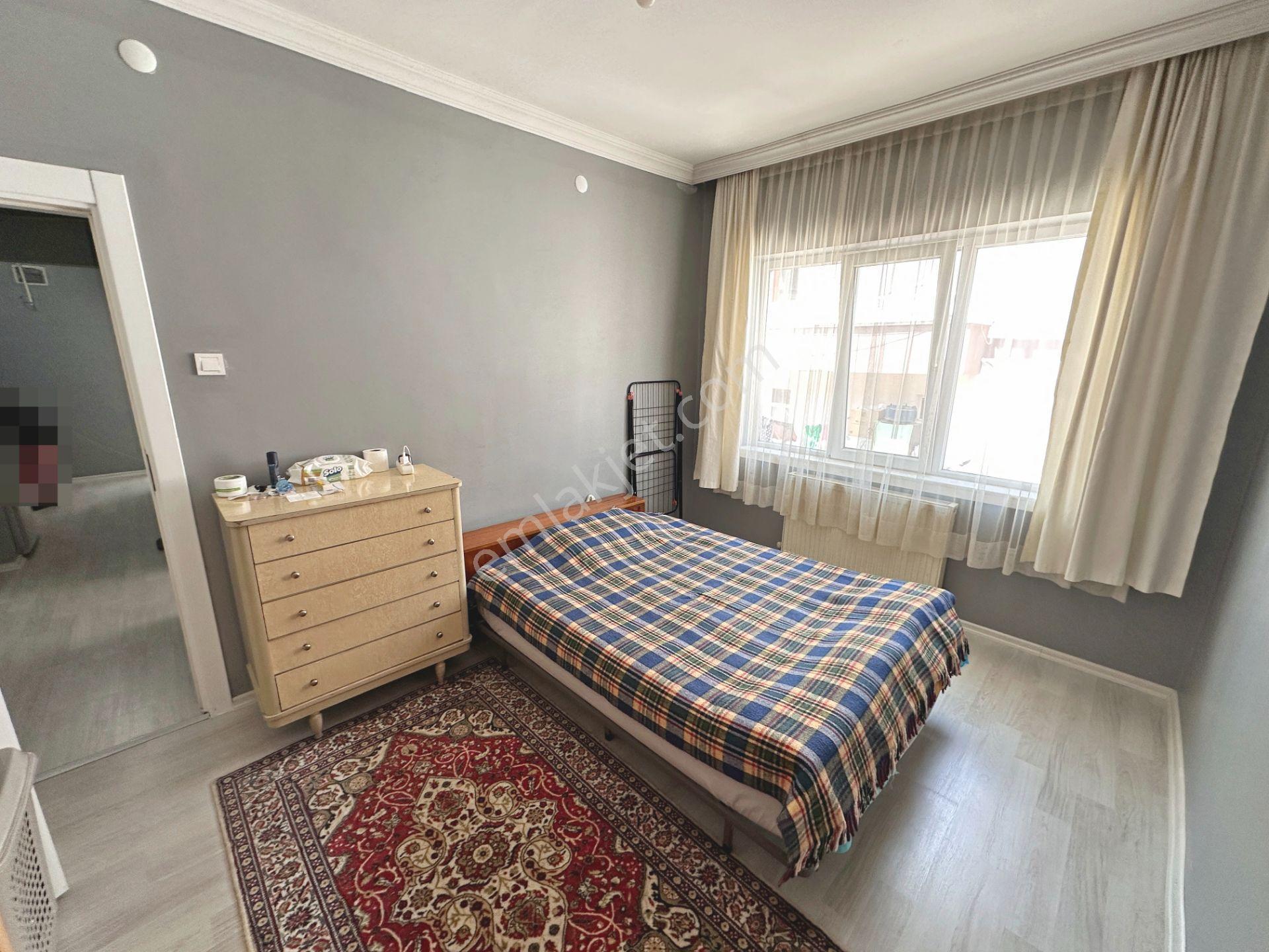 Şafaktepe Mahallesinde Merkezi Konumda Katta Full Yapılı 3+1 Satılık Daire - Görsel 15