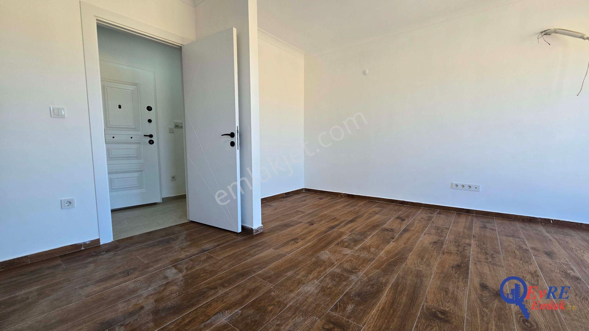 Evre Emlaktan Küçükköyde Kiralık 2+1 Daire 3 Banyo & Wc - Görsel 6