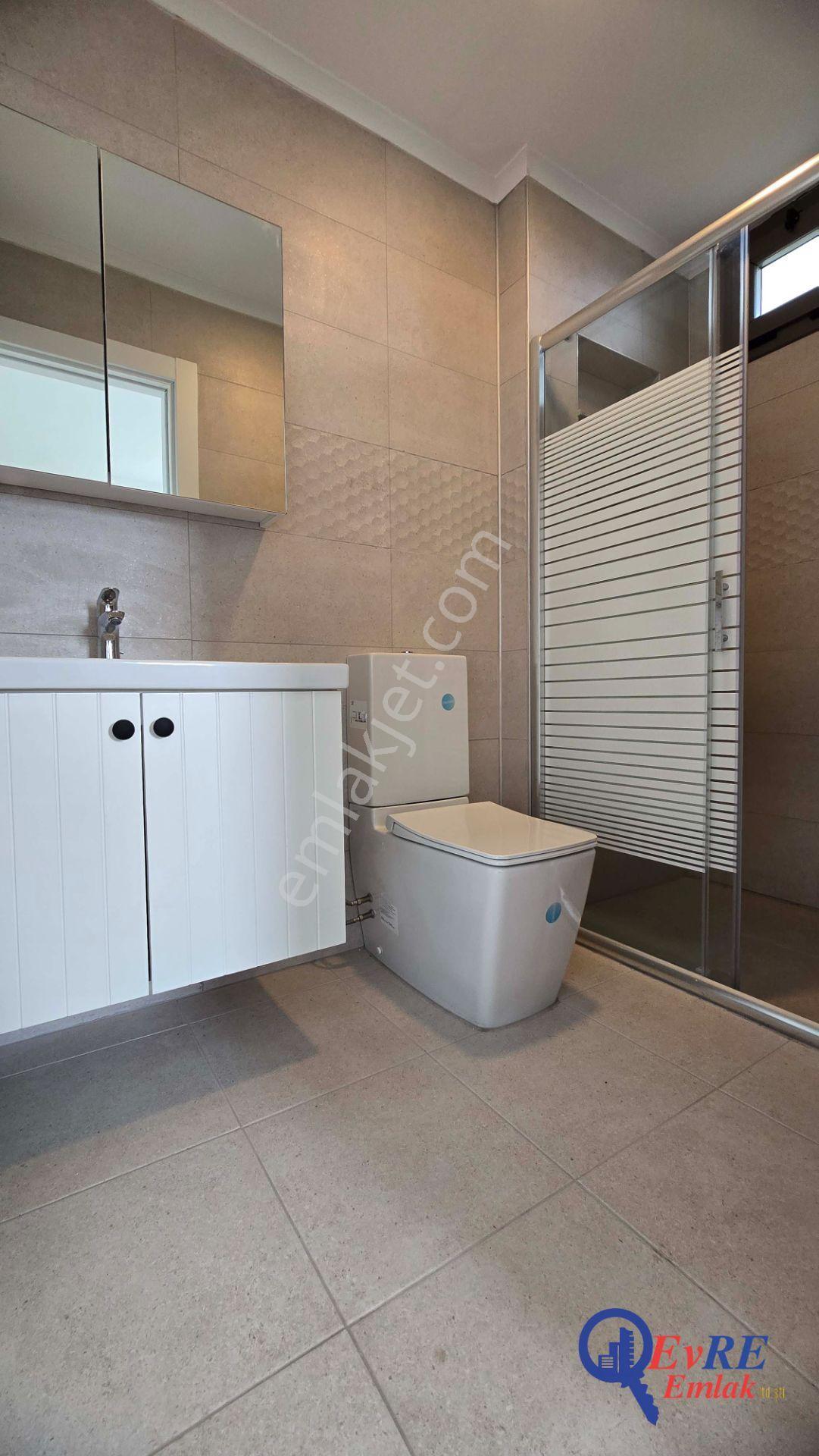 Evre Emlaktan Küçükköyde Kiralık 2+1 Daire 3 Banyo & Wc - Görsel 9