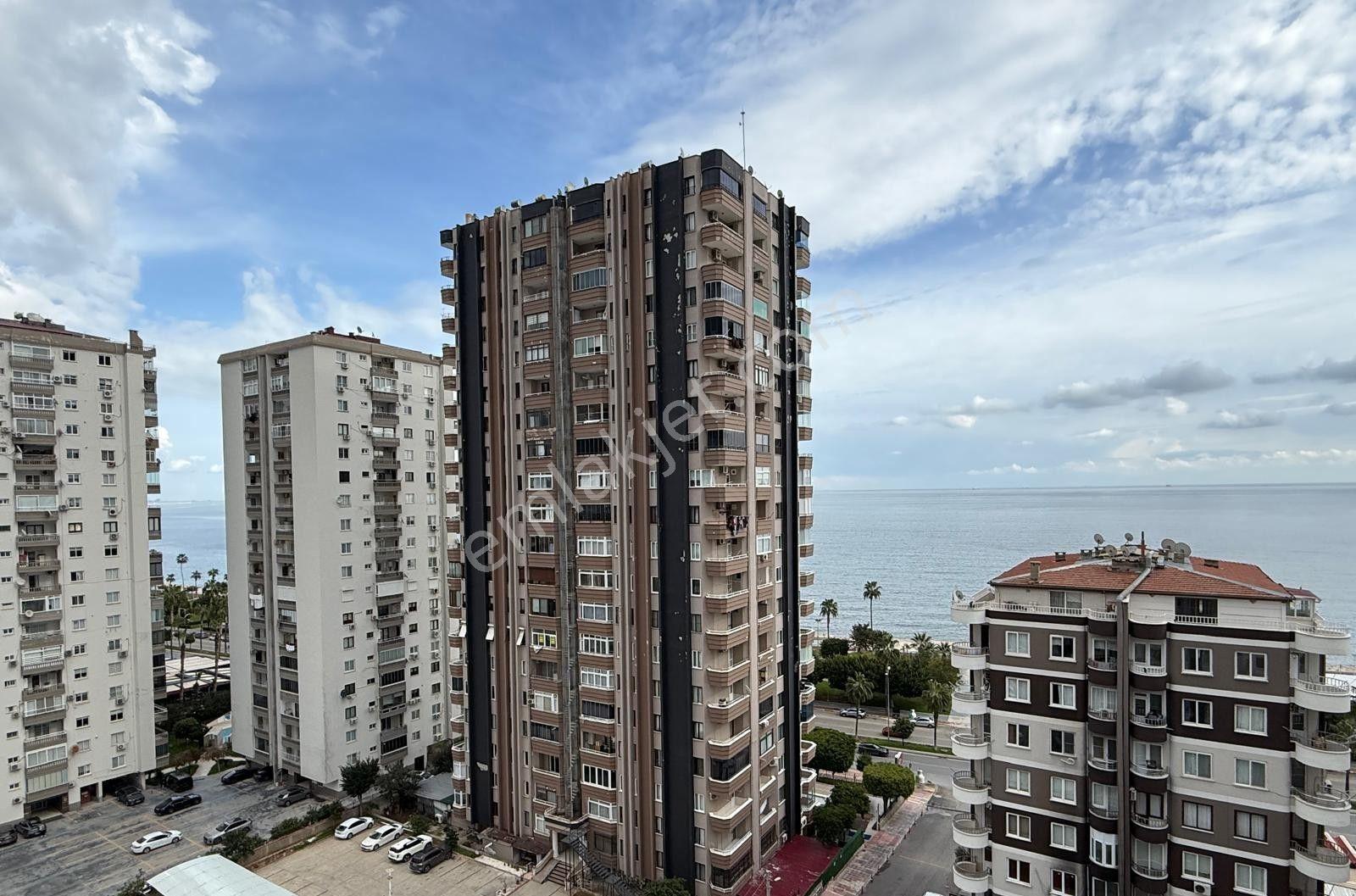 Mezitli A. Menderes Blv. Deniz Manzaralı Satılık 4+1 Daire - Görsel 2