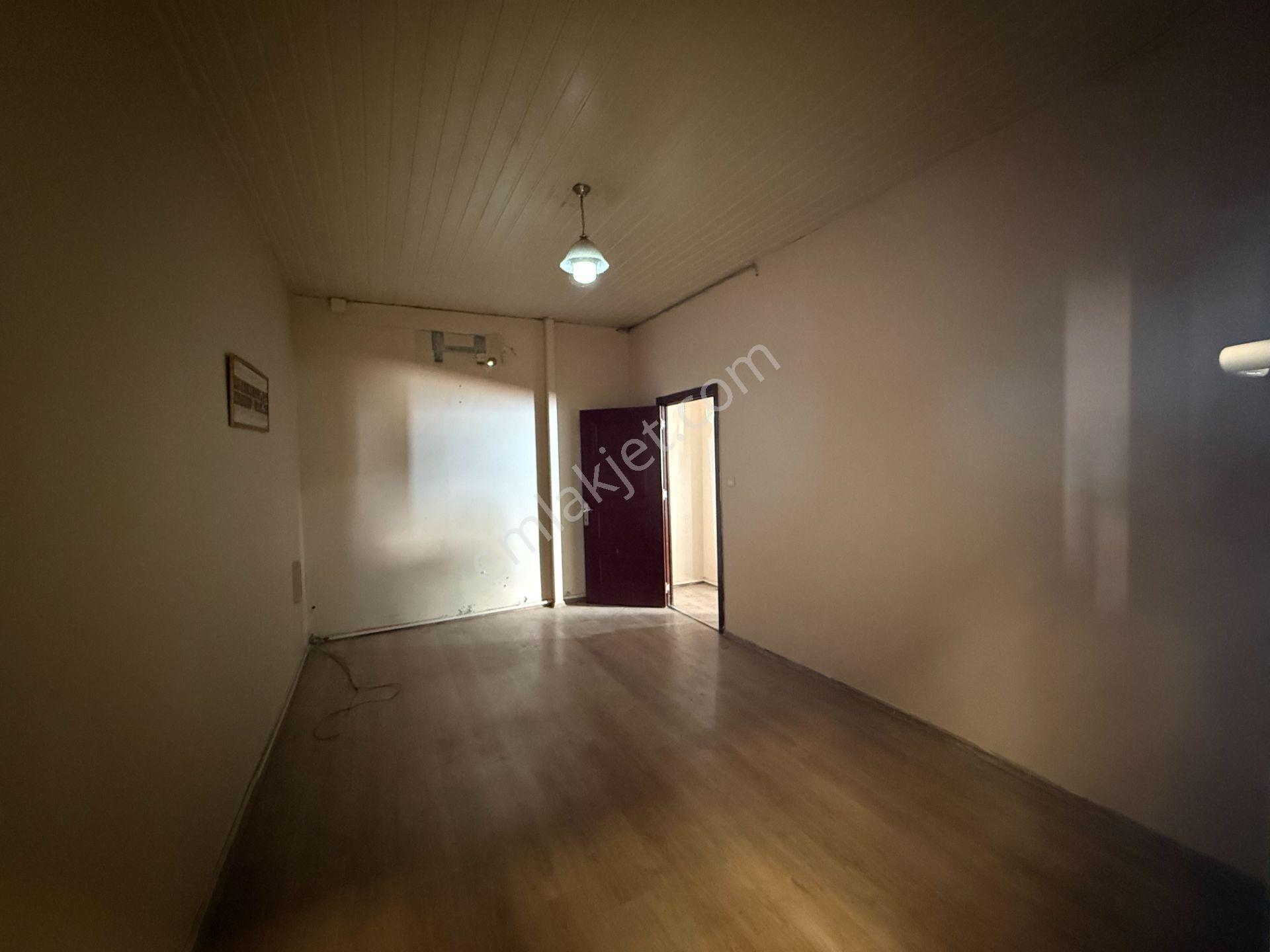 Karataş Bulvarında 750 M2 Kapalı Alan/250 M2 Açık Alanlı Kiralık İşyeri - Görsel 11