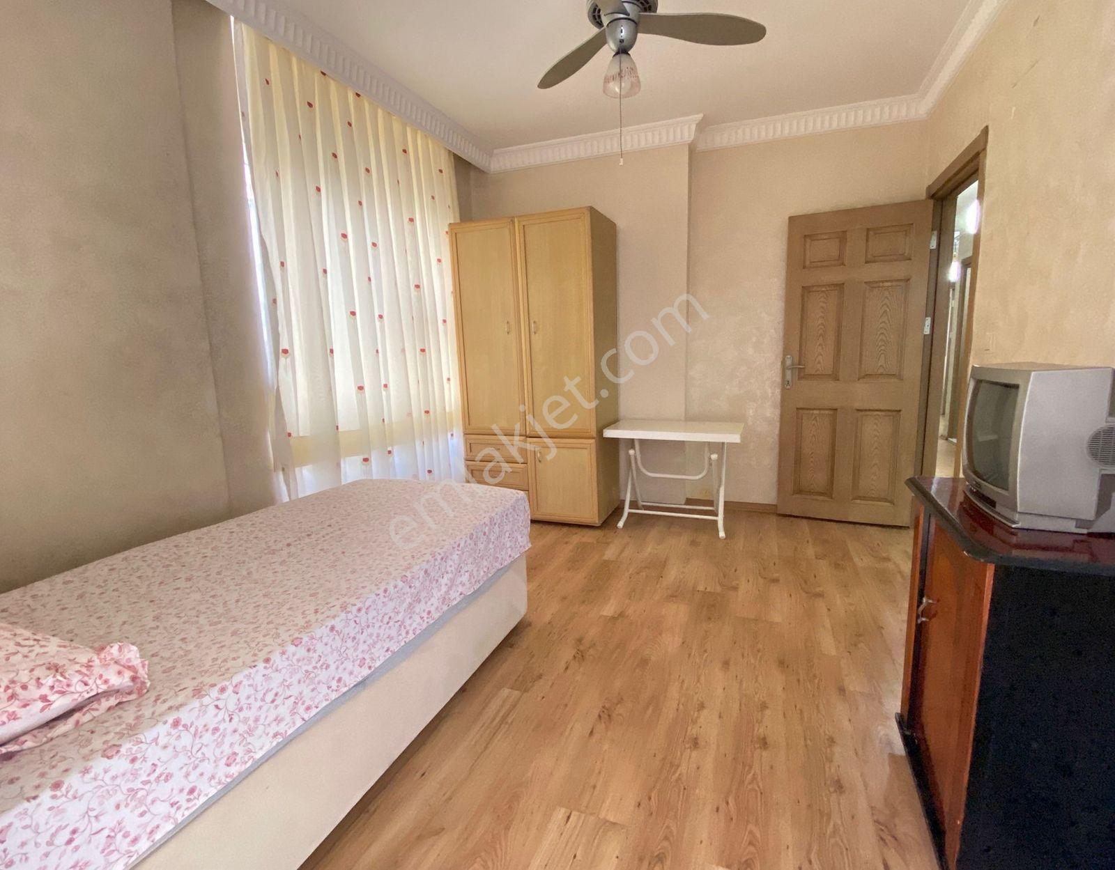 Yurt Mahallesinde Doğalgazlı Eşyalı Kiralık 3+1 Daire - Görsel 6