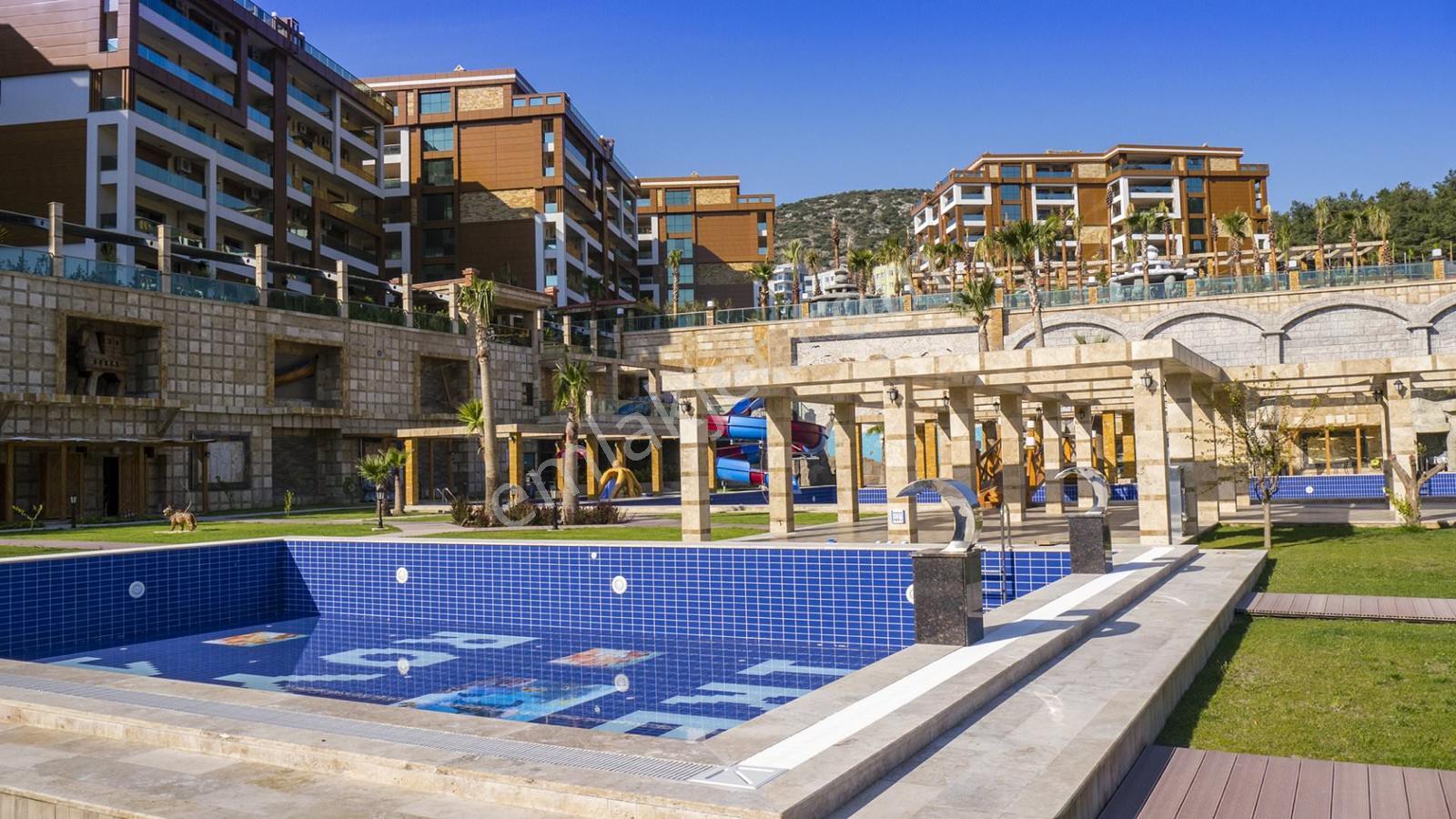 Kuşadası Trend Royal 1'de Deniz Manzaralı Eşyalı Satılık Daire - Görsel 28