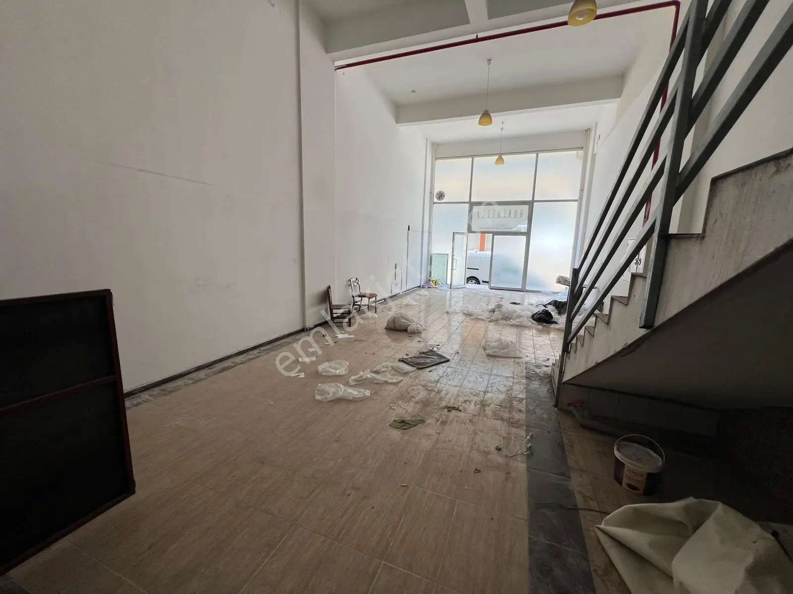 Millioğlu İnşaat'tan Matbaacılar'da 300m2 Kiralık Dükkan - Görsel 9