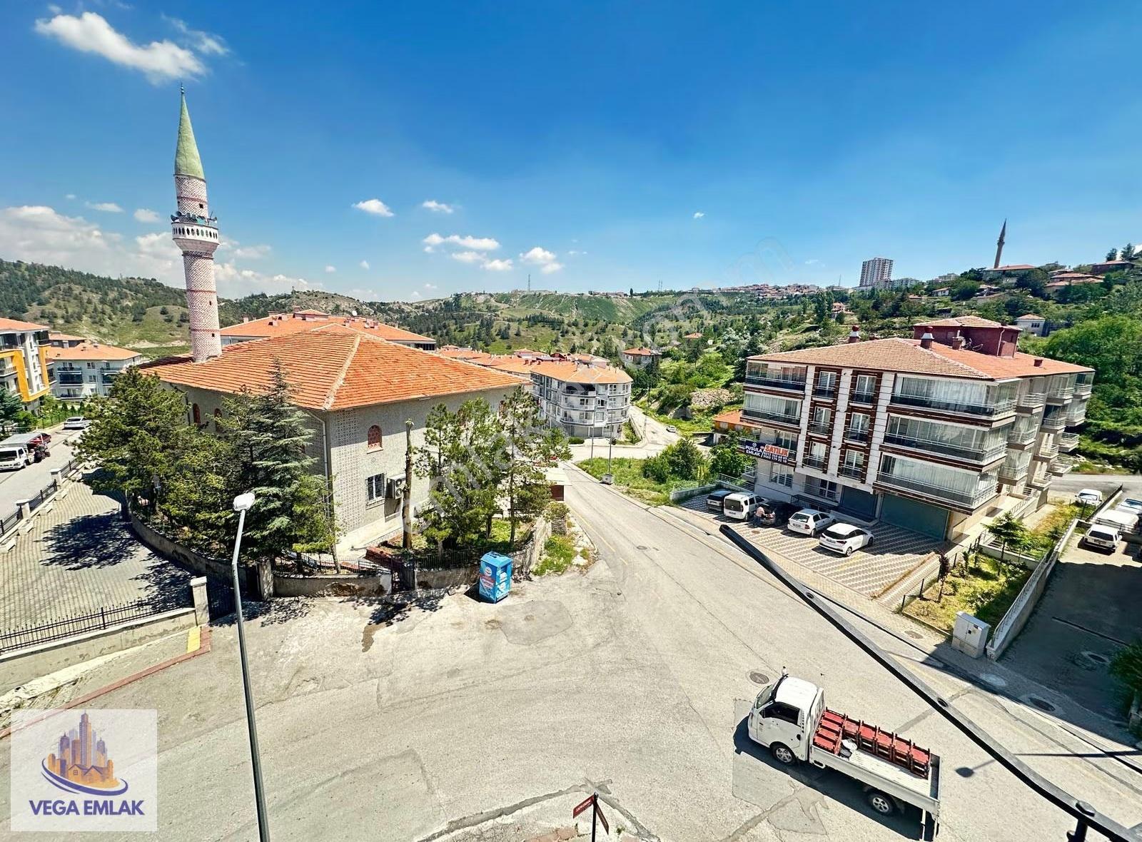 Vega Emlaktan Full Kredili Önü Açık 3+1 Satılık Köşebaşı Daire - Görsel 12