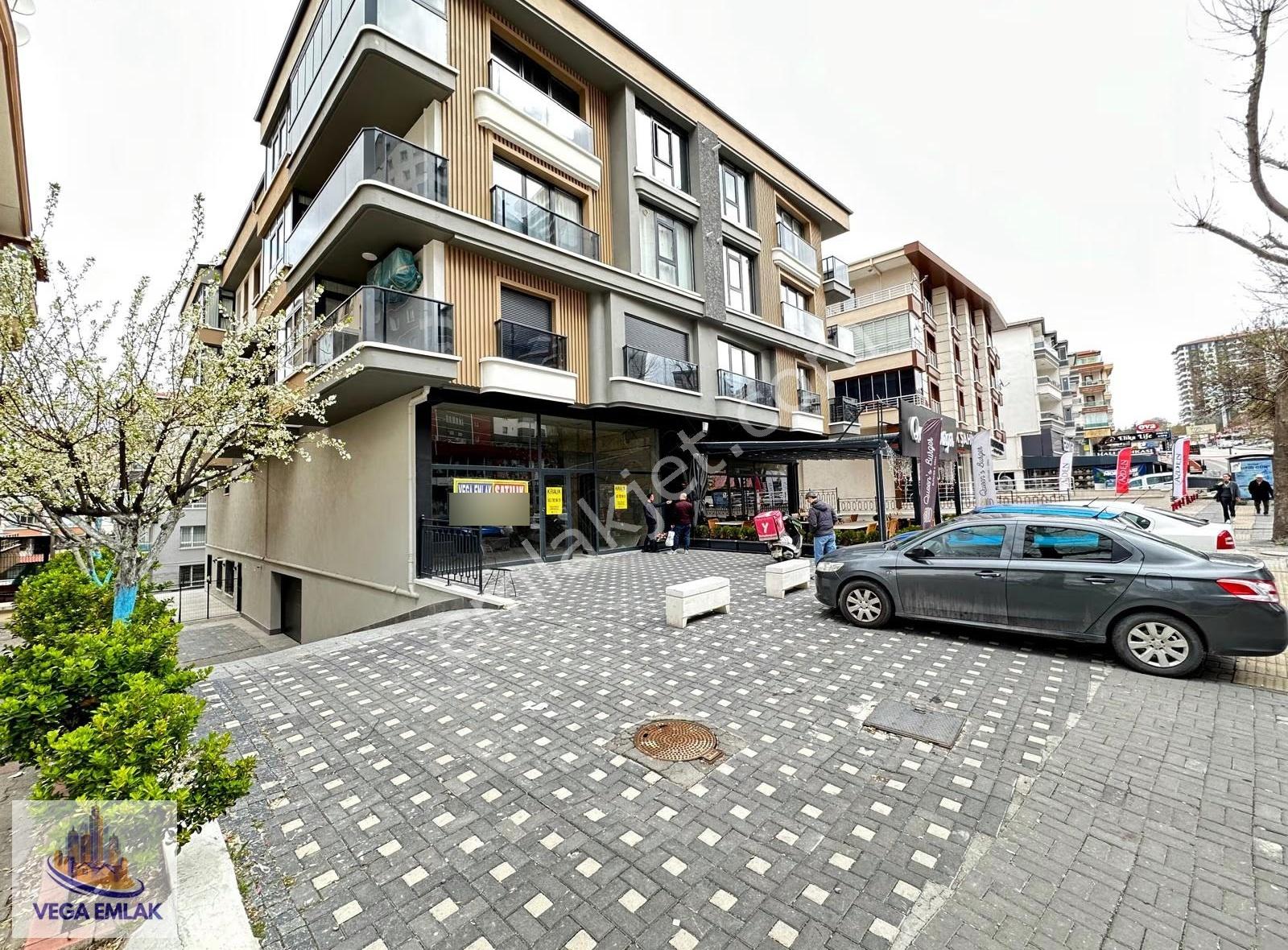 Vega Emlak'tan Güneşevler Göbekte Ana Cadde Üzeri Kupon Dükkan
