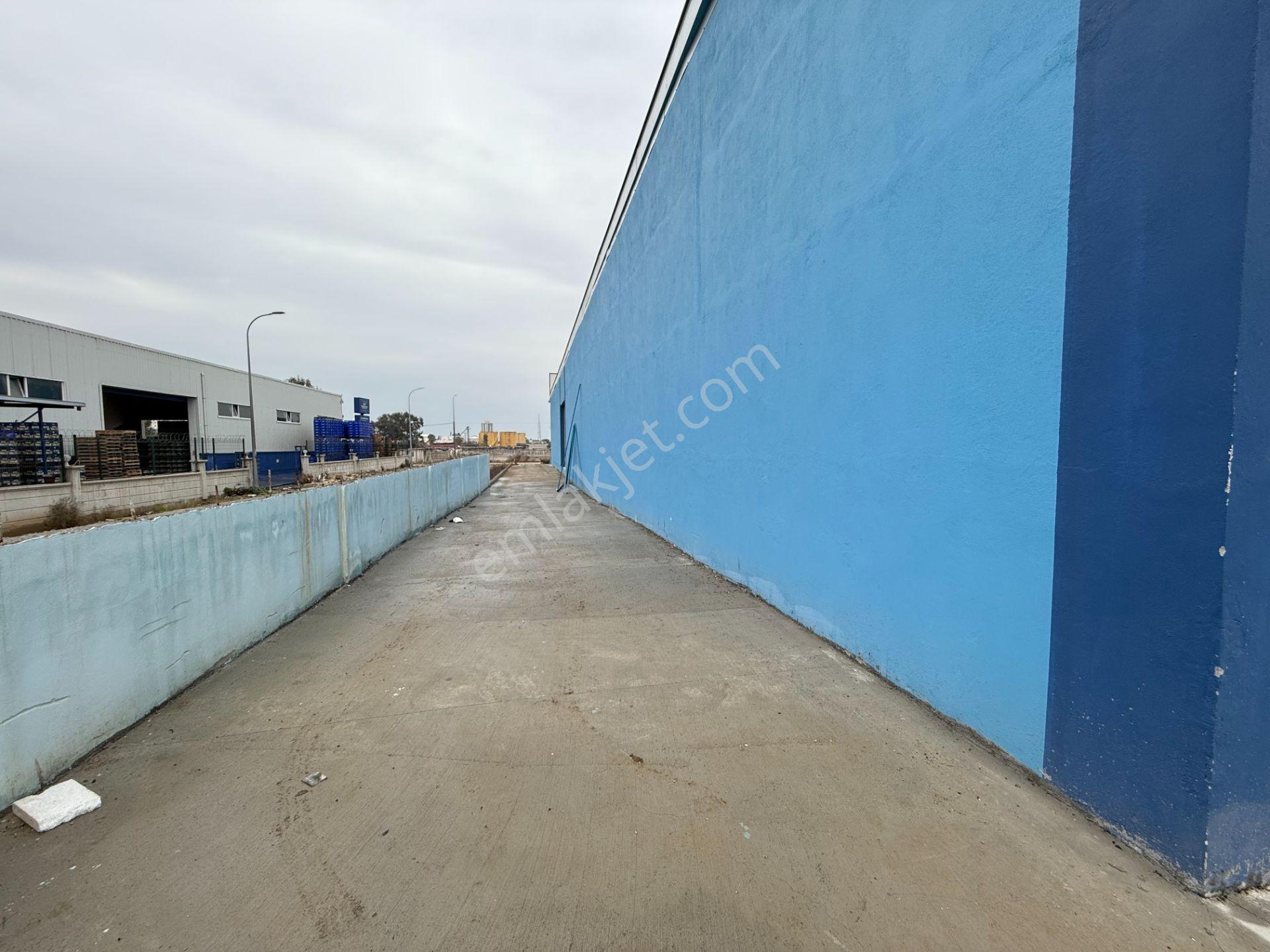 Karataş Caddesinde 1500 M2 Yüksek Tavanlı İşyeri/depo - Görsel 21