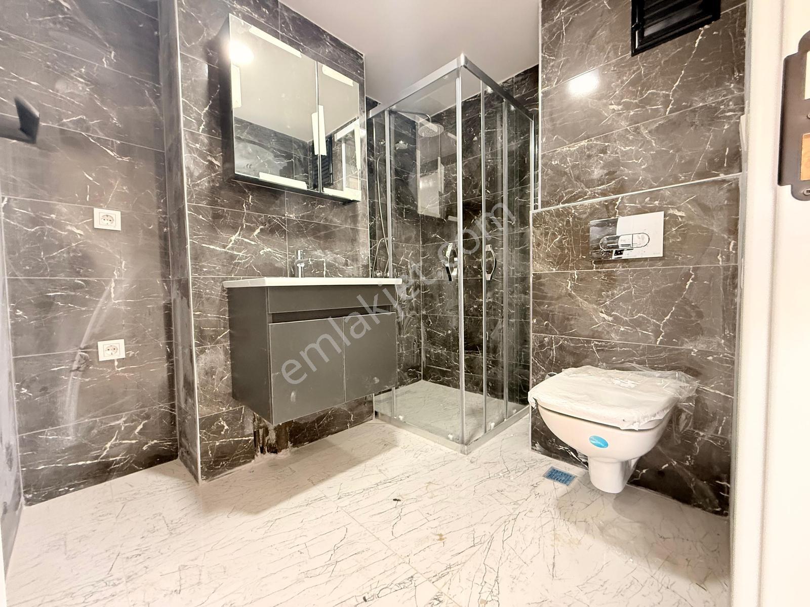 Pendik'te Sıte Içı Lüks Kullanışlı Sıfır 2+1 Daıre Acıl!! - Görsel 15