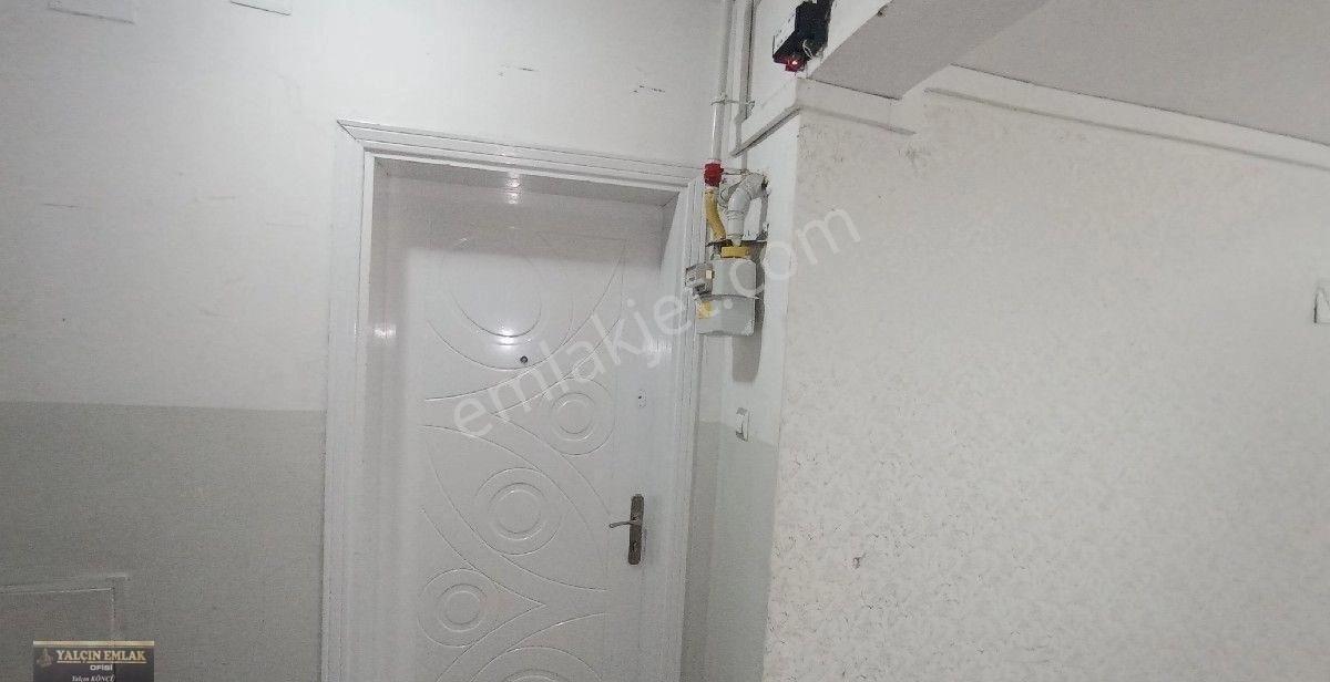 Kolejtepe Mahlesinde Konumu Güzel 2+1 Giriş Kat Temiz Daire - Görsel 4
