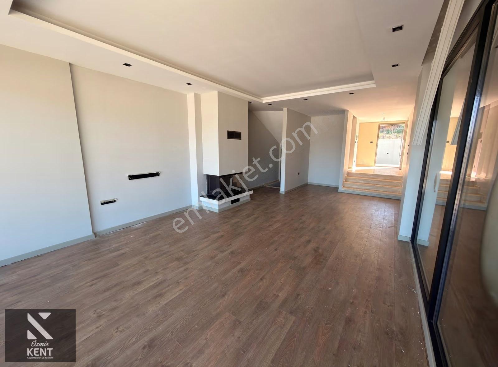 Kemalpaşa Yukarıkızılca Kiralık 5+1 Havuzlu Villa 230 M2 - Görsel 24