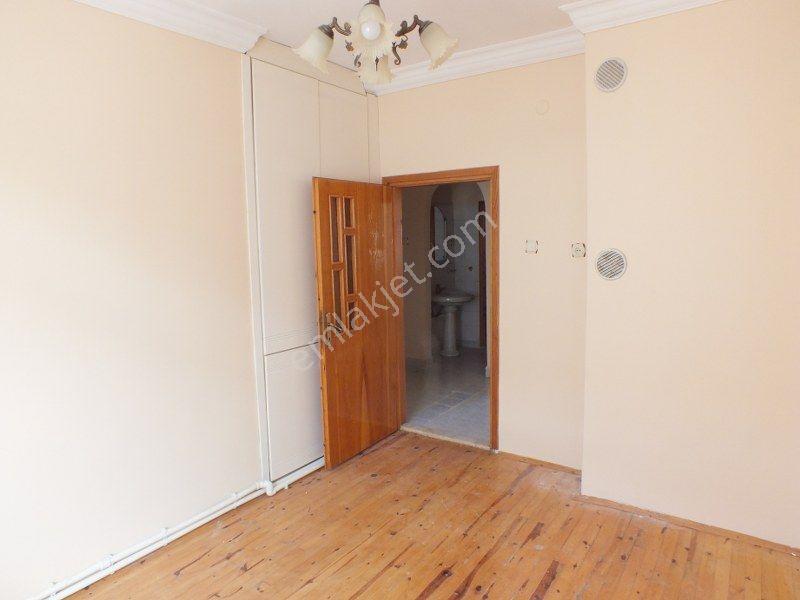 Karaman Nefise Sultan Mahallesi'nde 4+1 180 M² Kiralık Daire - Görsel 8