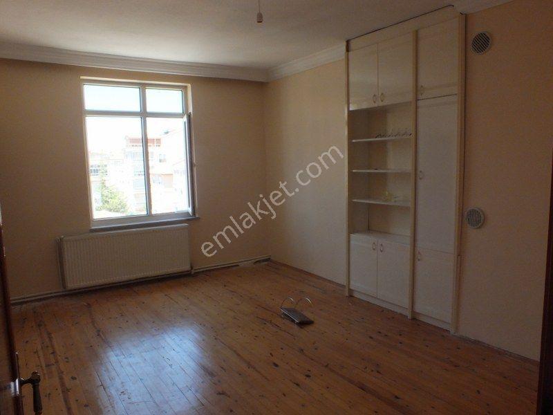 Karaman Nefise Sultan Mahallesi'nde 4+1 180 M² Kiralık Daire - Görsel 18
