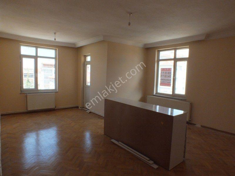 Karaman Nefise Sultan Mahallesi'nde 4+1 180 M² Kiralık Daire - Görsel 21