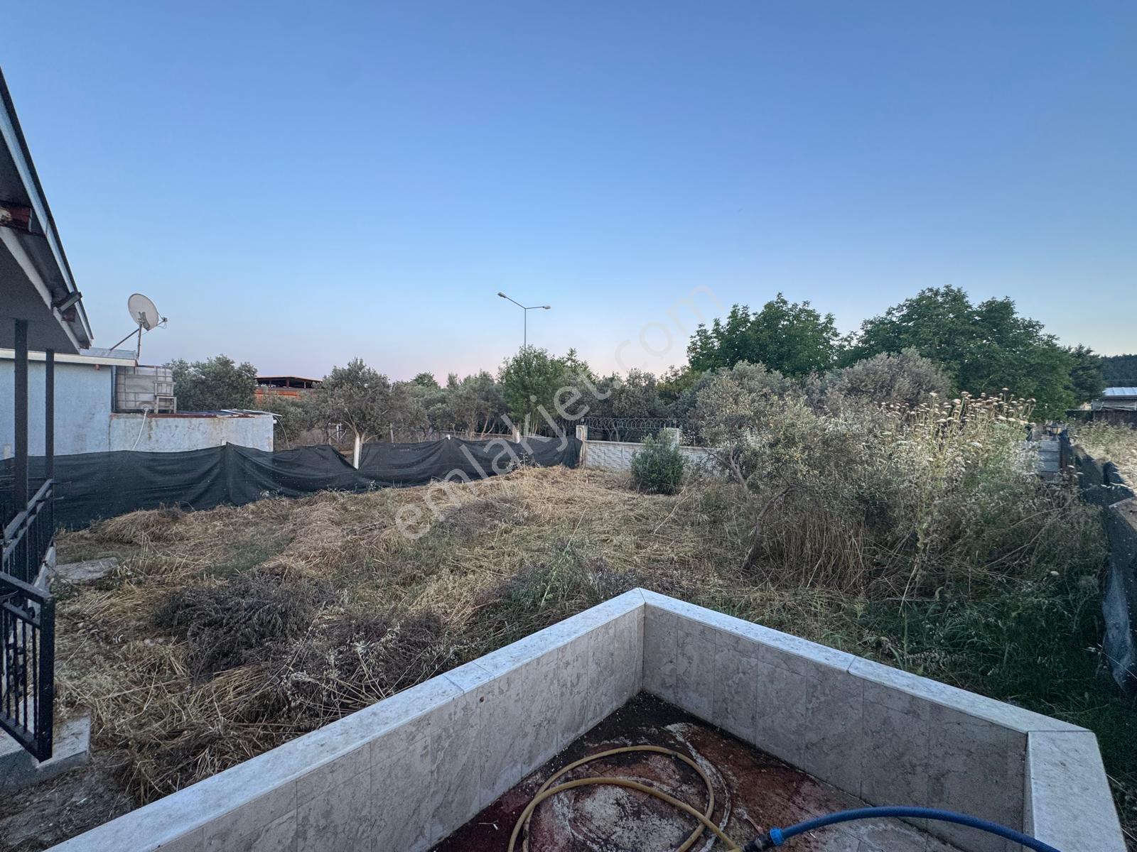 Menderes Oğlananası Kavaklıkuyu'da Satılık Tarla - Görsel 2