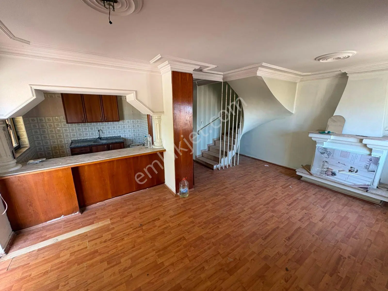 Rota Emlaktan Gümüldürde Denize Sıfır Full Deniz Manzaralı Villa - Görsel 6