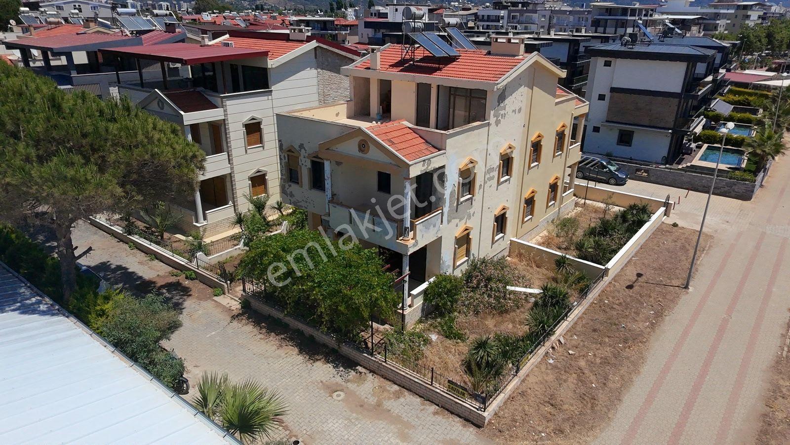 Rota Emlaktan Gümüldürde Denize Sıfır Full Deniz Manzaralı Villa - Görsel 33