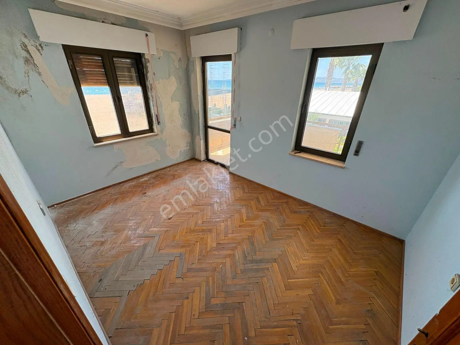 Rota Emlaktan Gümüldürde Denize Sıfır Full Deniz Manzaralı Villa - Görsel 7