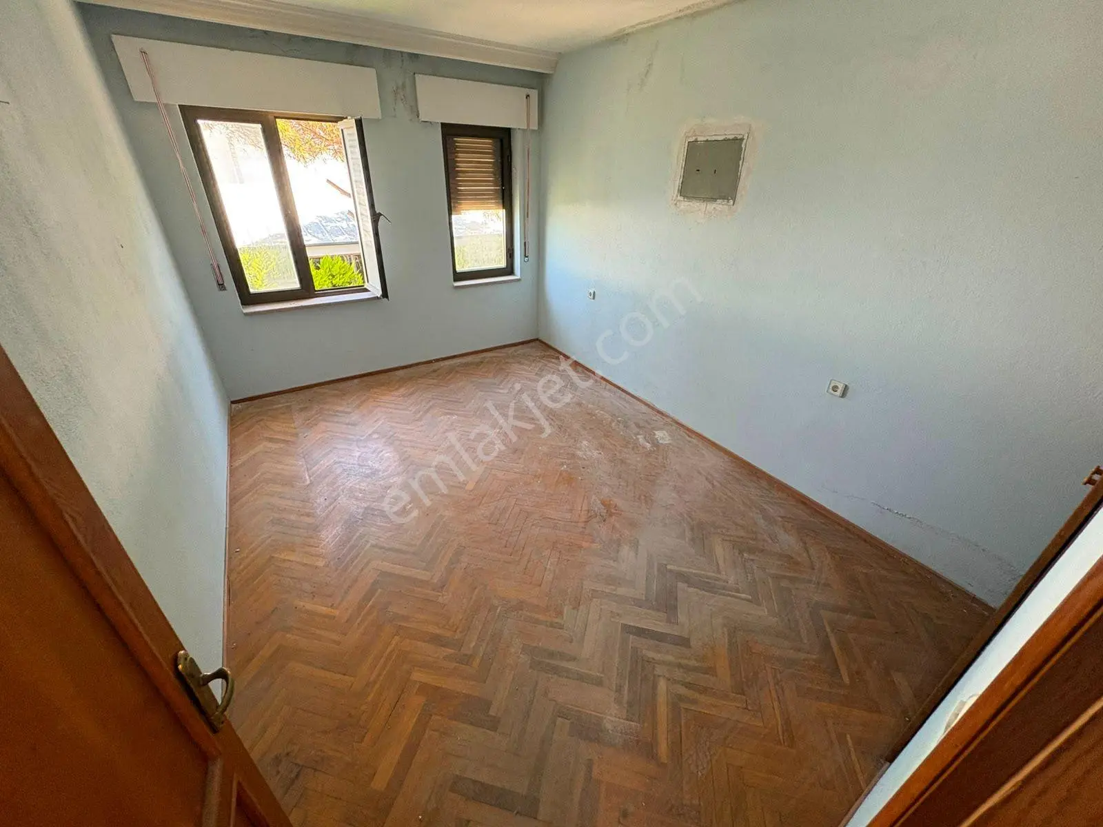 Rota Emlaktan Gümüldürde Denize Sıfır Full Deniz Manzaralı Villa - Görsel 8