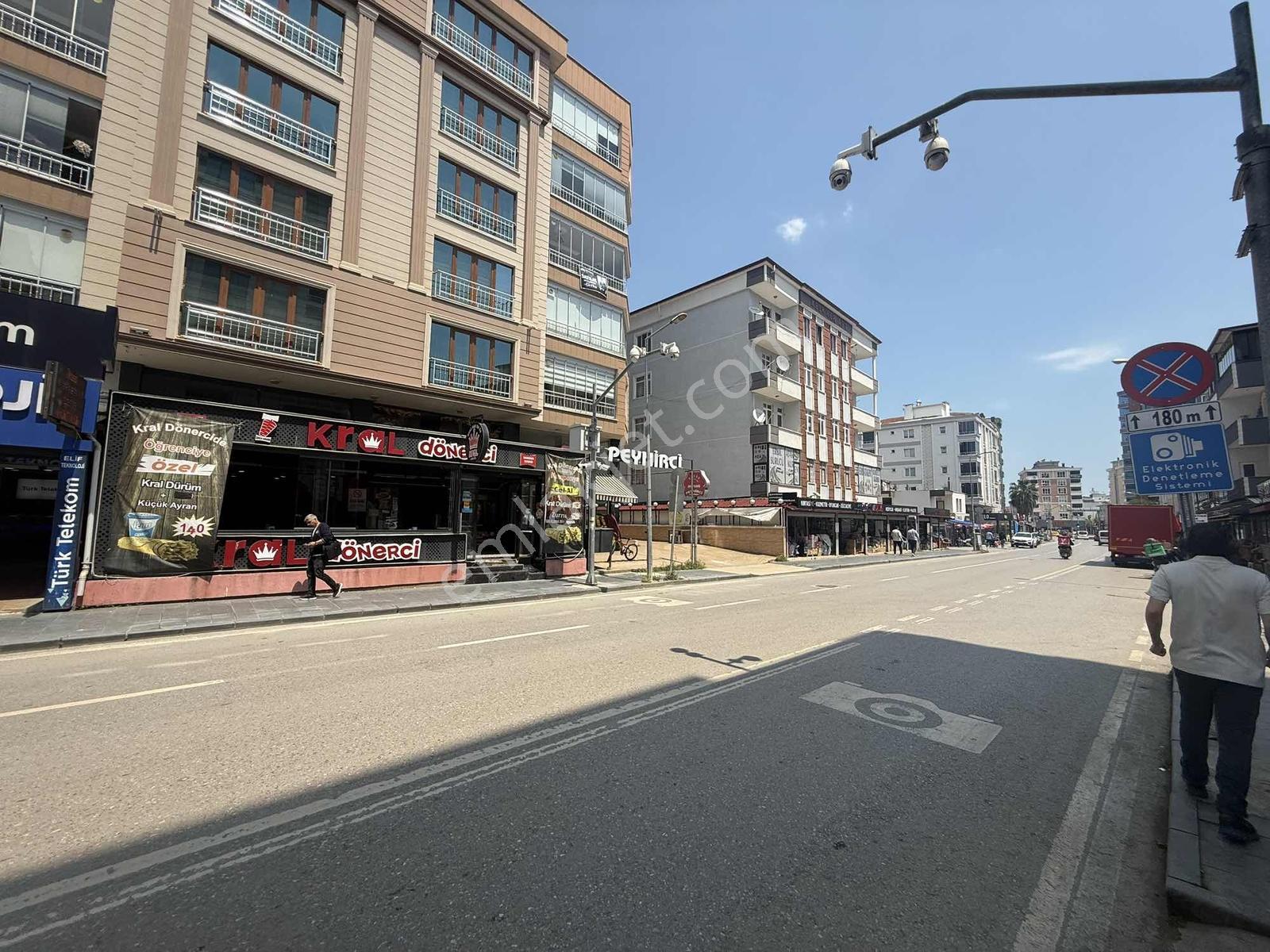 Atakent'in Kalbinde Devren Kiralık Döner Salonu - Görsel 5