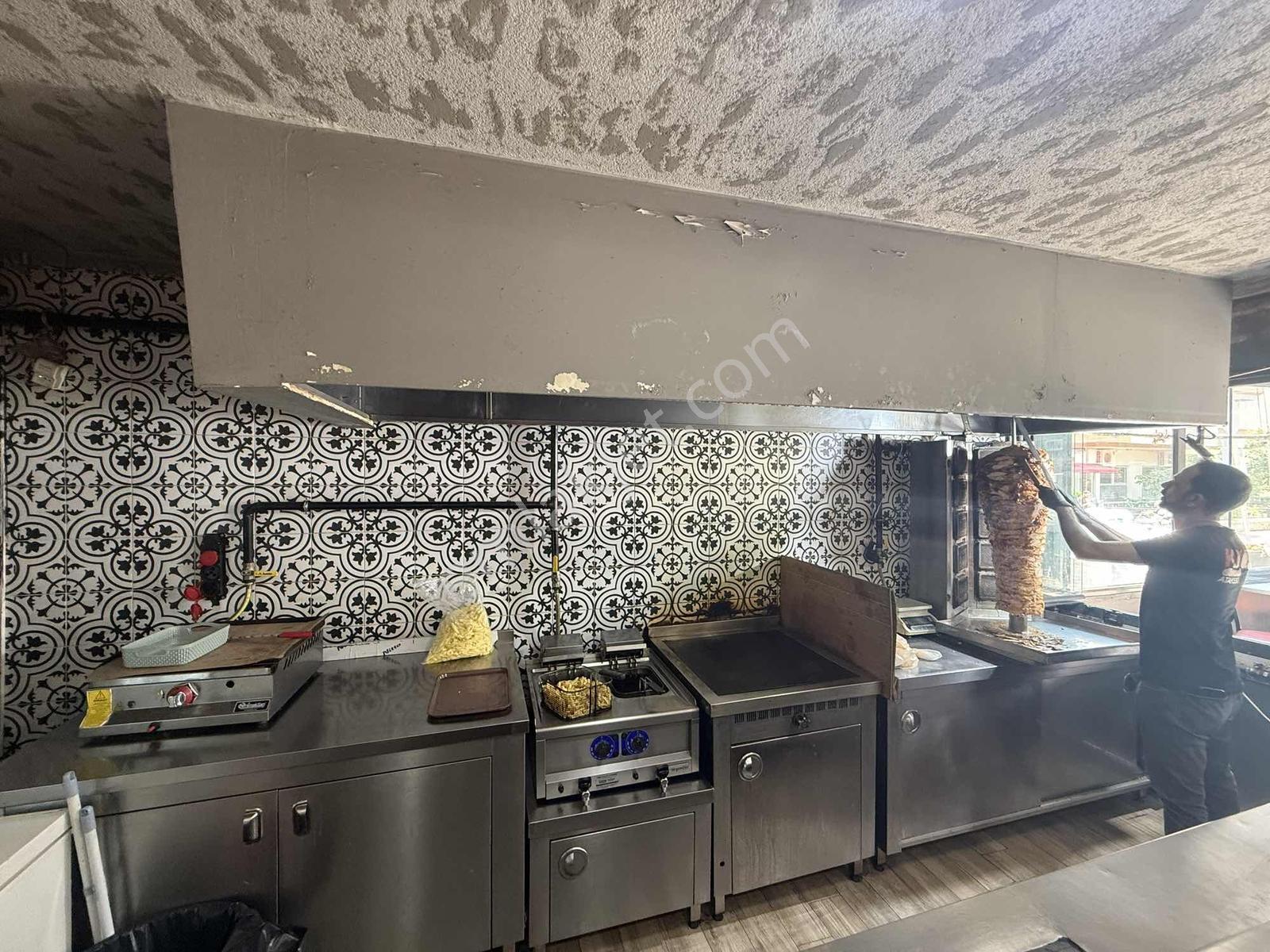 Atakent'in Kalbinde Devren Kiralık Döner Salonu - Görsel 3