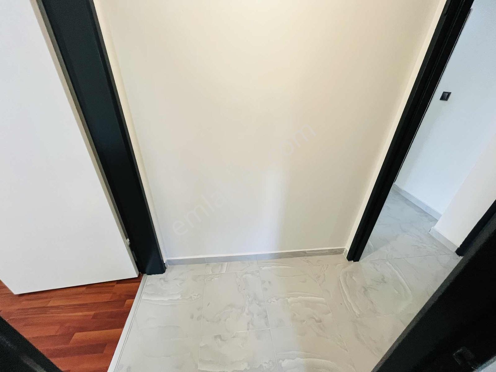 Çerkezköy Tepe Bölgesinde Kiralık 2 + 1 Daire - Görsel 31