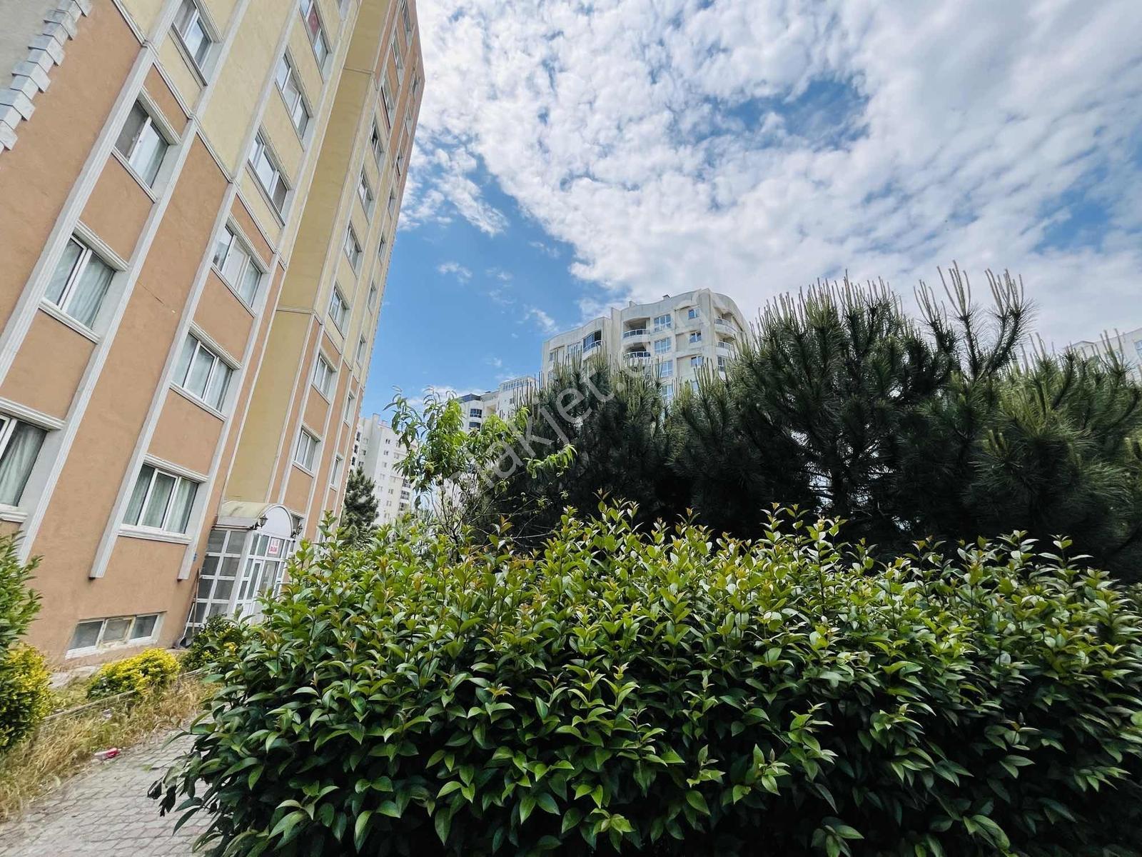 Çerkezköy Tepe Bölgesinde Kiralık 2 + 1 Daire - Görsel 2