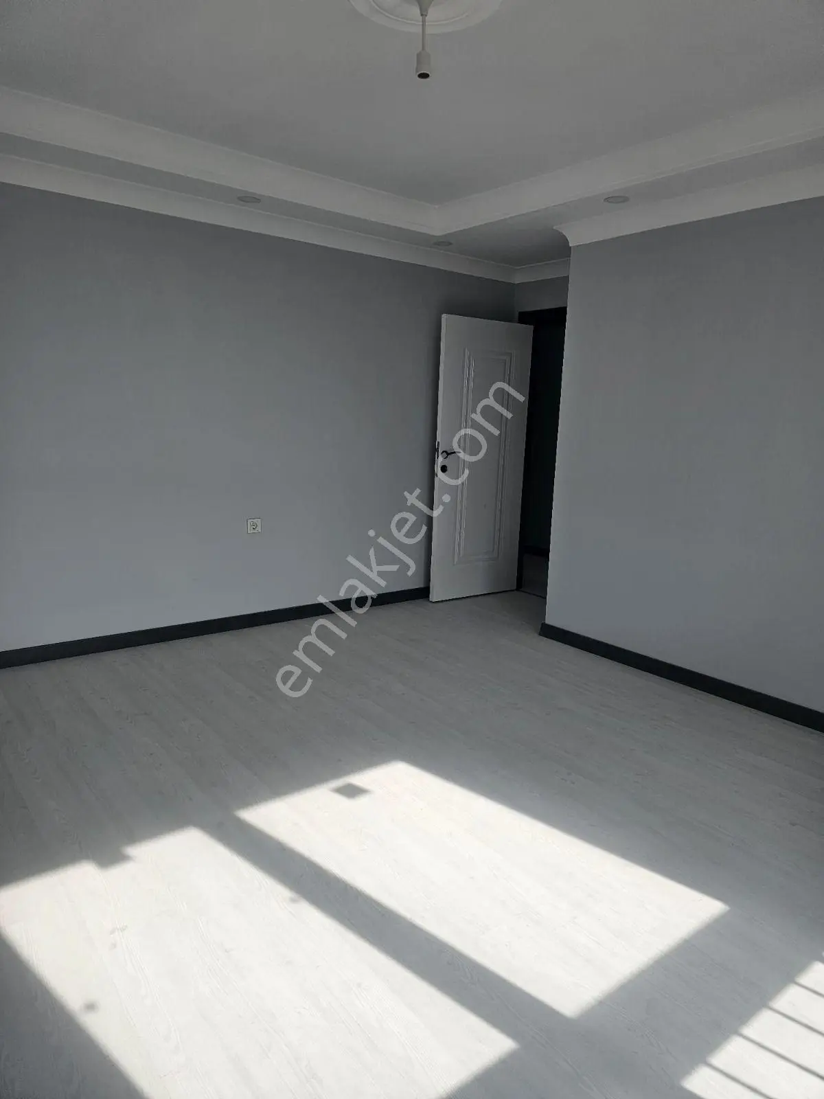 Yenimahallede Satılık 3+1 Sitede Sıfır Daire (metroya Yakın) - Görsel 3