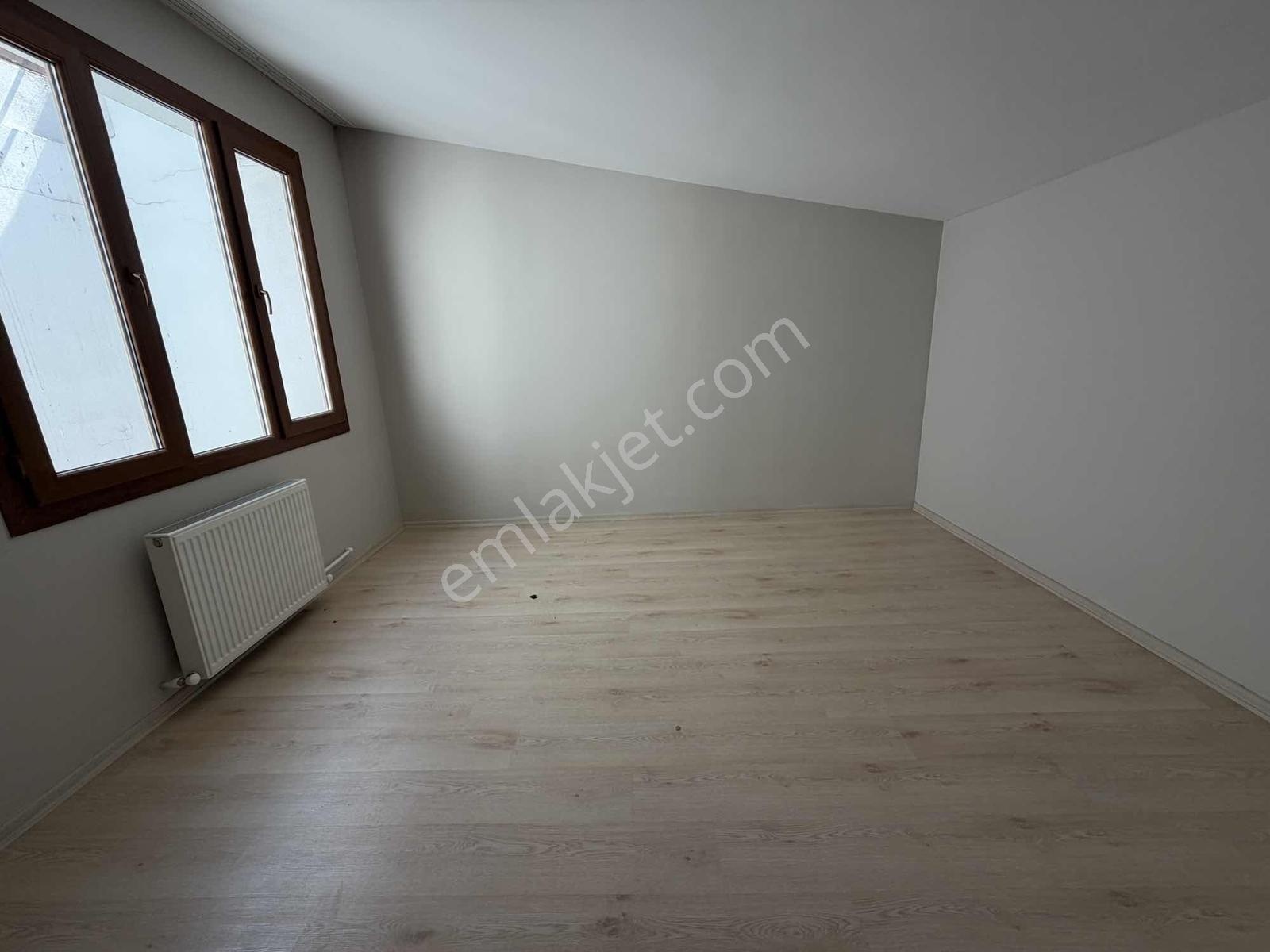 Reşatbey'de Rumeli Caddesi Üzerinde 210 M² Satılık 4+1 Dubleks - Görsel 2