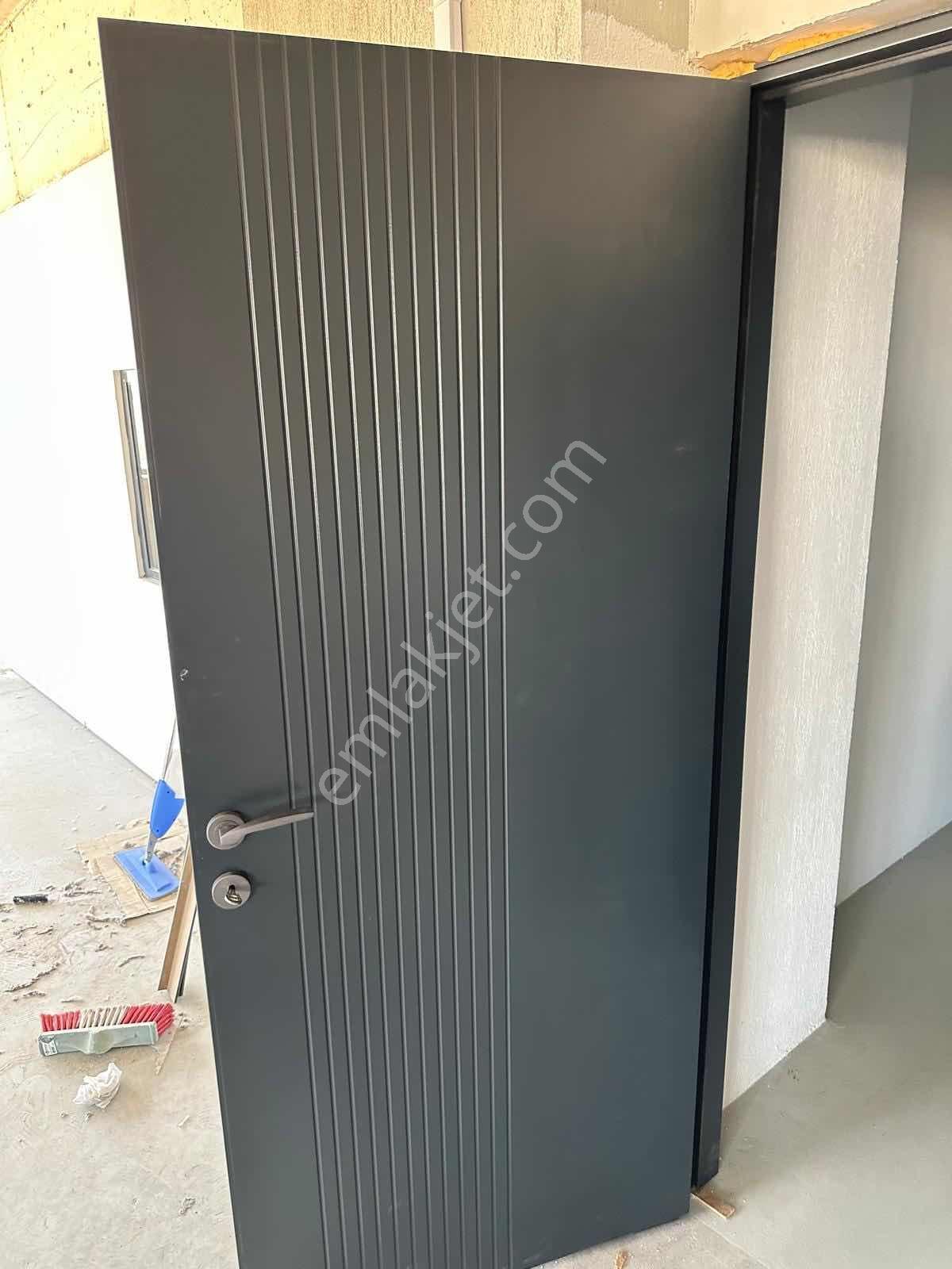 Zafer Mah. 470 M² 2 Katlı 3 Adet Ofis Mevcut - Görsel 3