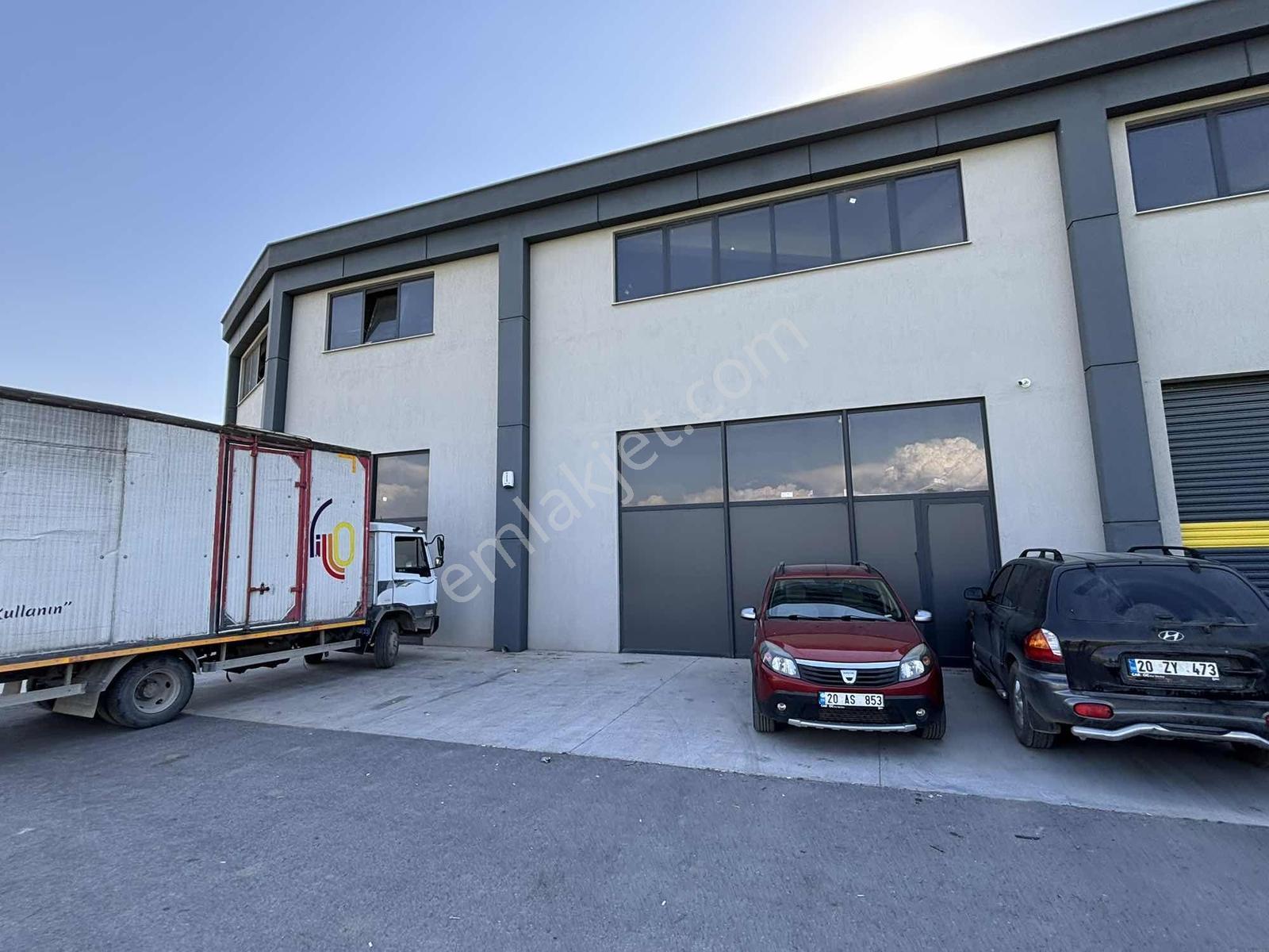 Zafer Mah. 470 M² 2 Katlı 3 Adet Ofis Mevcut - Görsel 26
