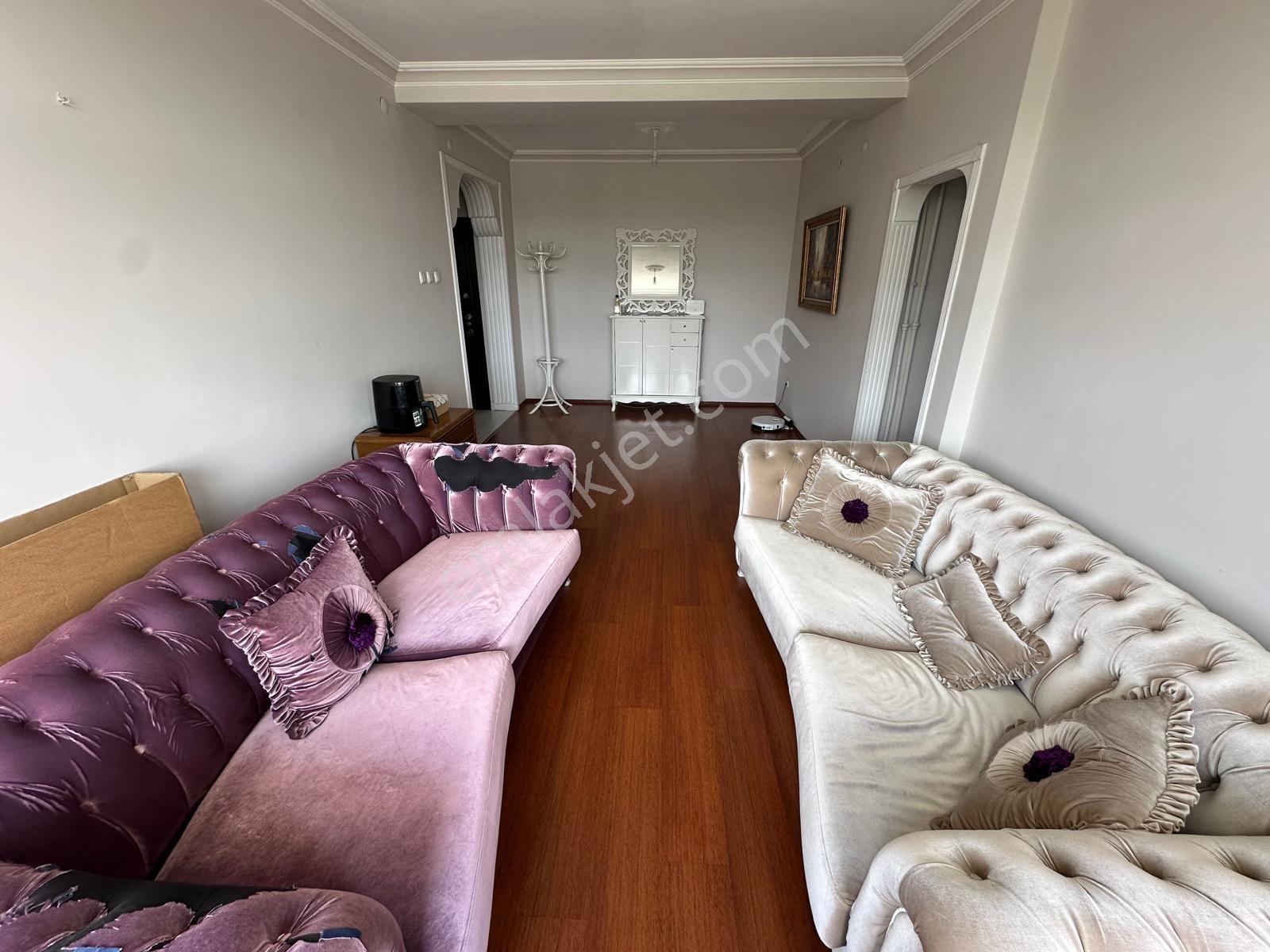Kuttaş'tan Bahçelievler Metro Karşısı Konak Apt Katta3+1 Kiralık - Görsel 16