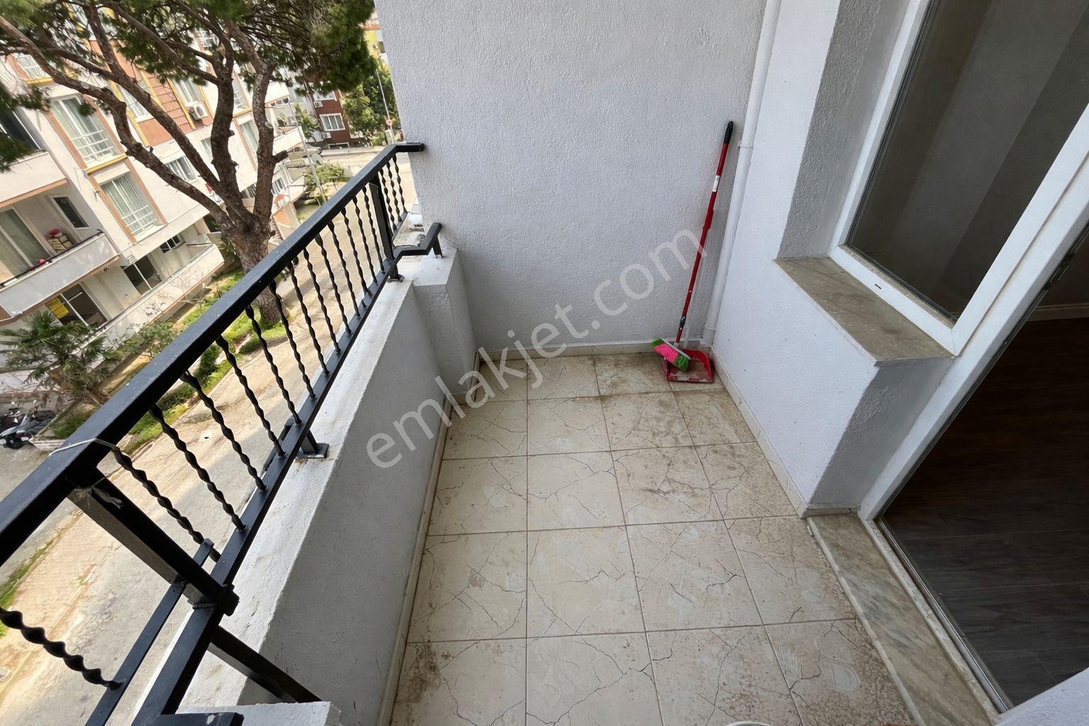 Hürriyet Mah. 3+1 145m2 Arakat Teraslı Dublex Full Yapılı Daire - Görsel 3