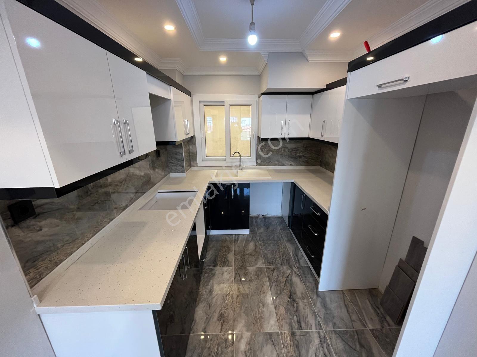 Hürriyet Mah. 3+1 145m2 Arakat Teraslı Dublex Full Yapılı Daire - Görsel 14