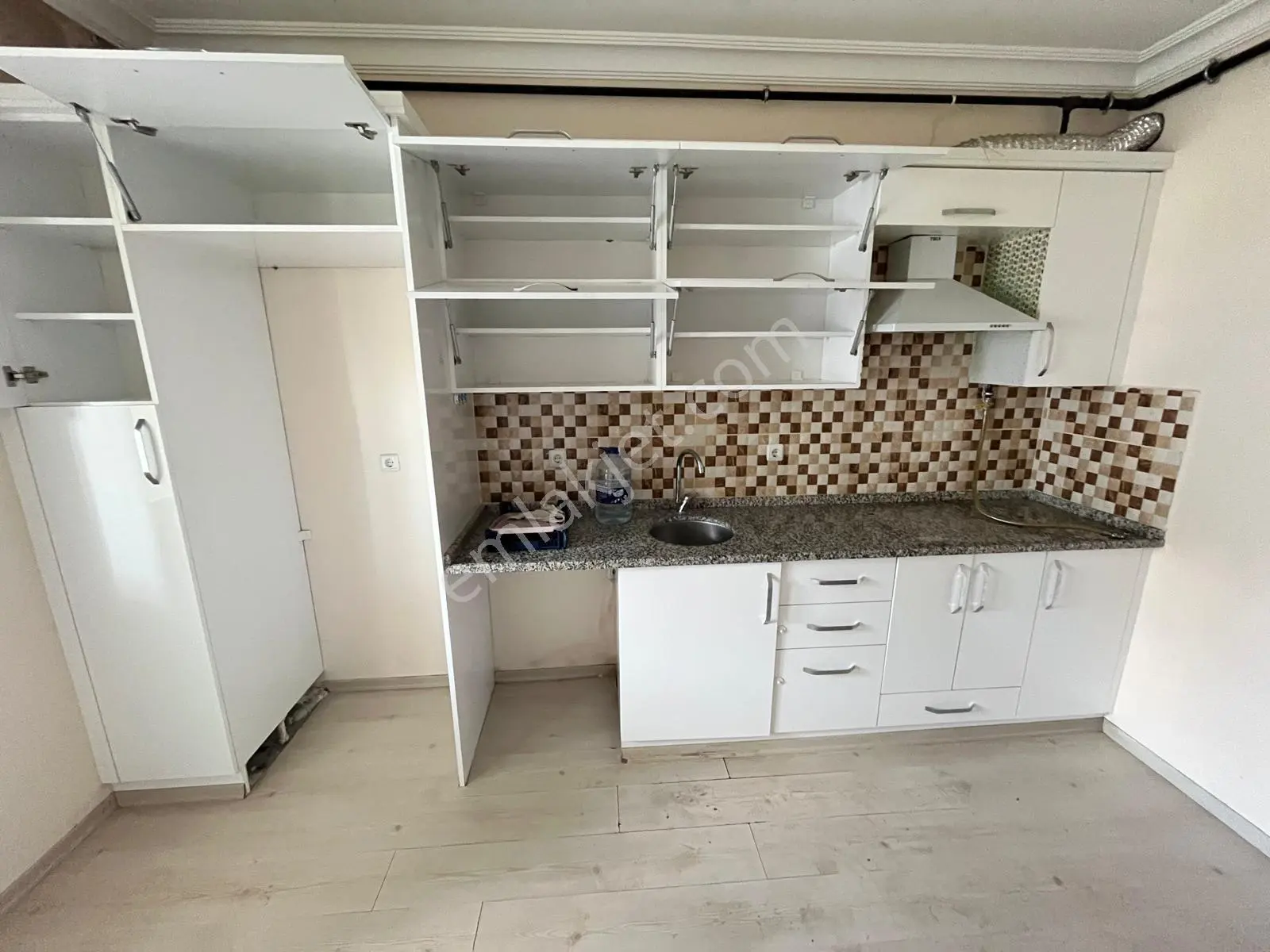Elit Emlak'tan A.tokatlı'da Kiralık 3+1 Daire - Görsel 23